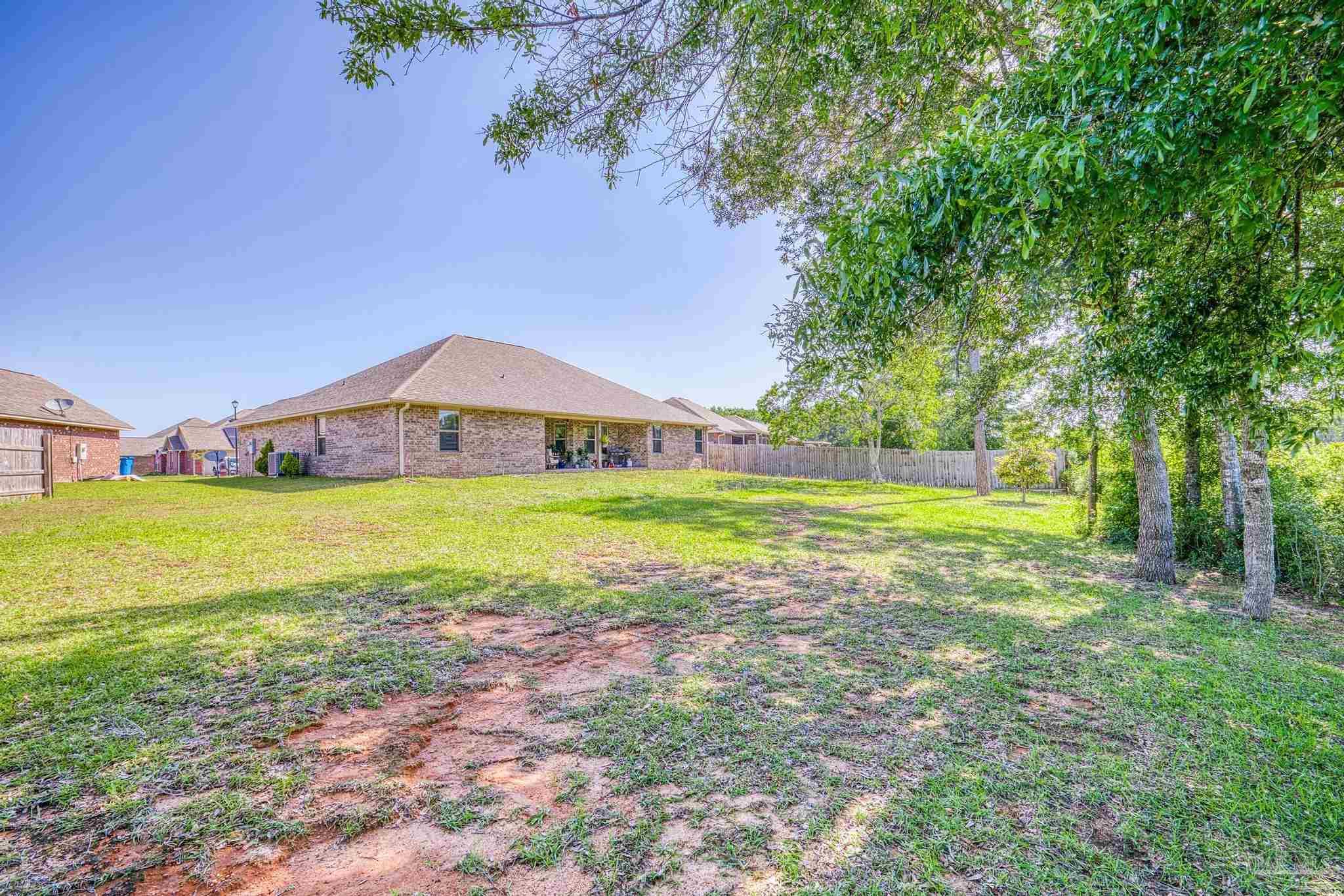 6102 Winchester Cir