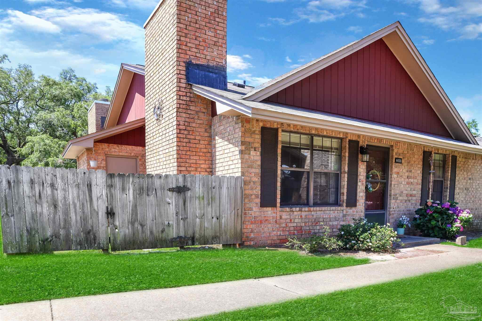 4458 Bellview Ave # 8D