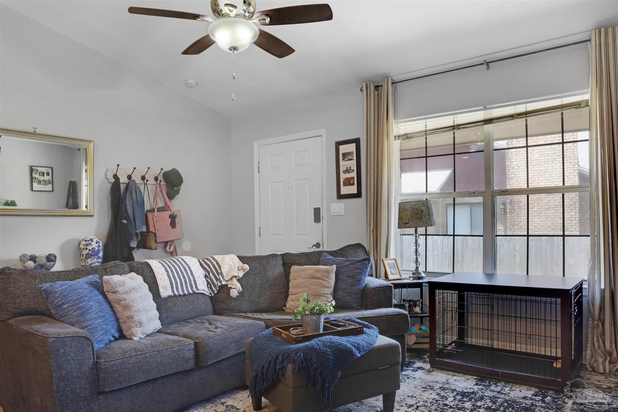 4458 Bellview Ave # 8D