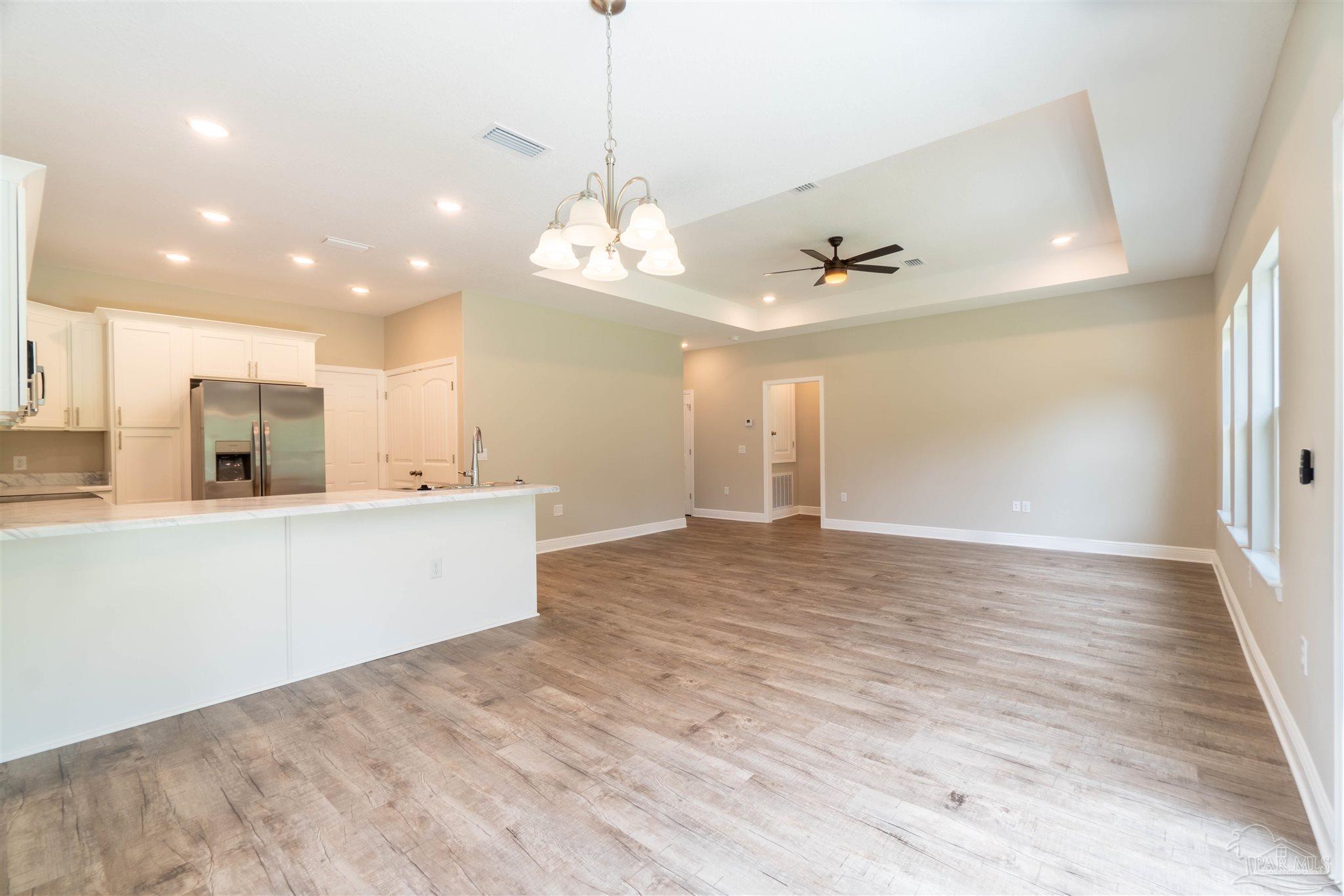 8600 Sonnyboy Ln
