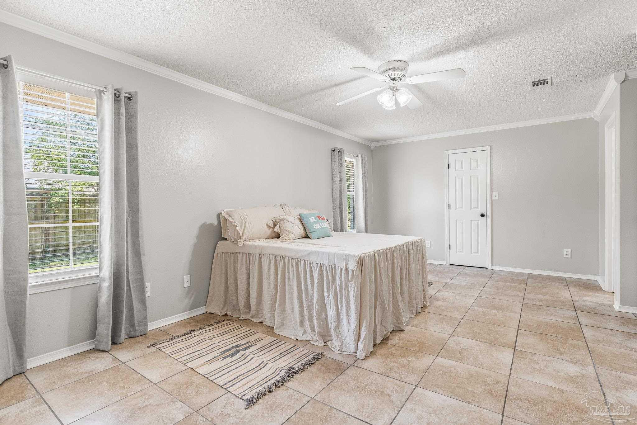 585 Bobwhite Pl