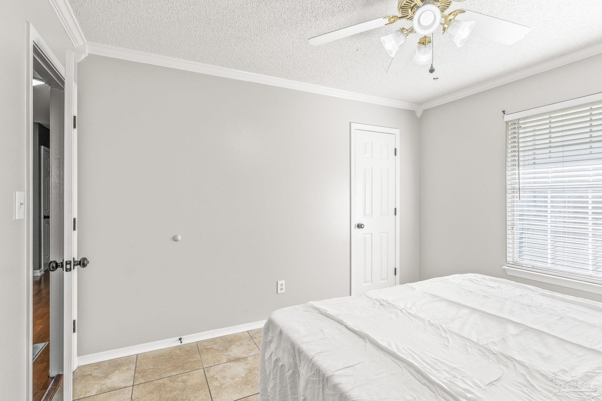 585 Bobwhite Pl