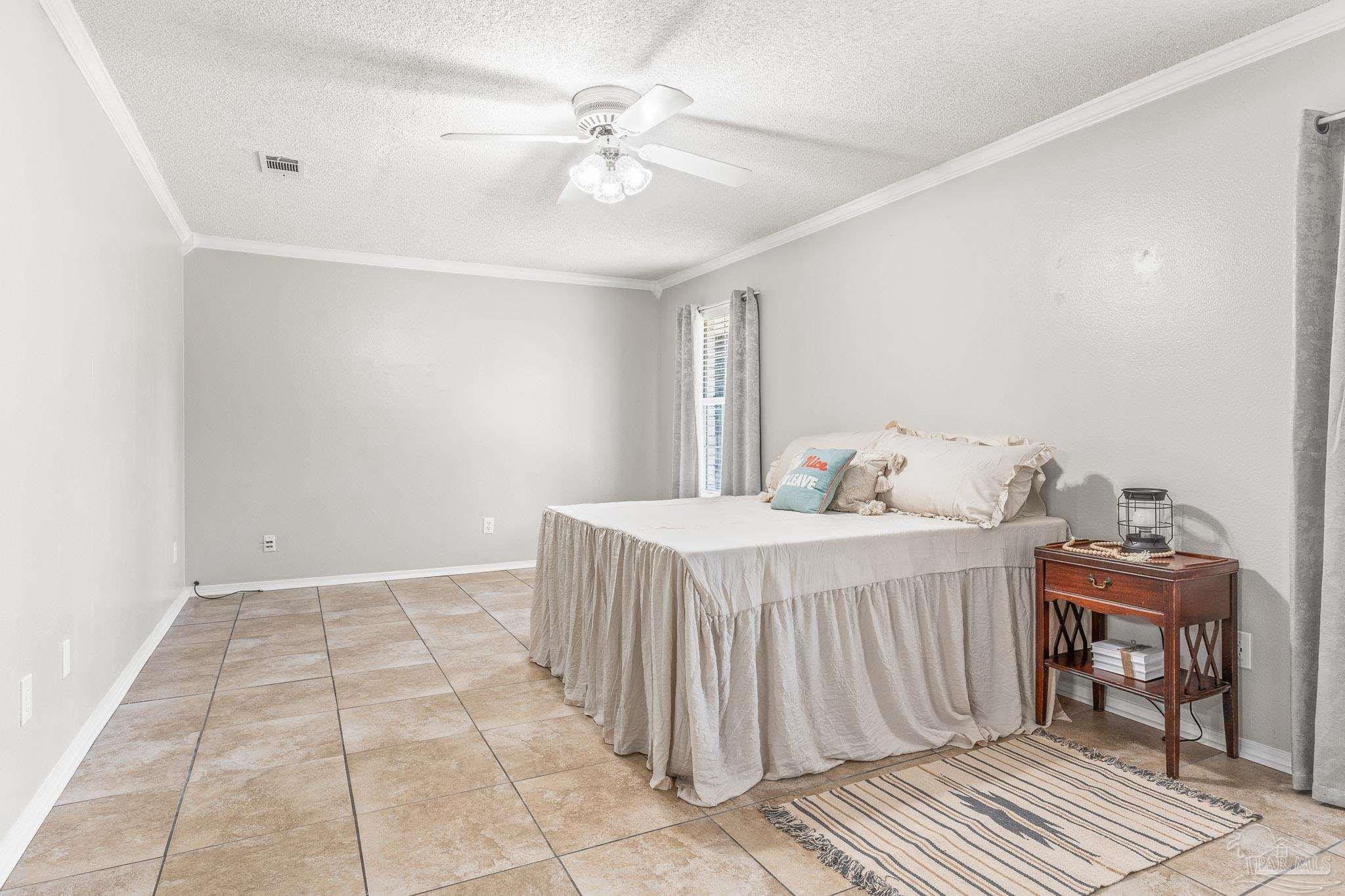 585 Bobwhite Pl