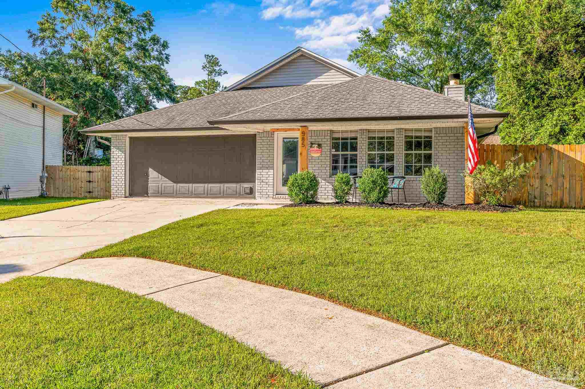 585 Bobwhite Pl