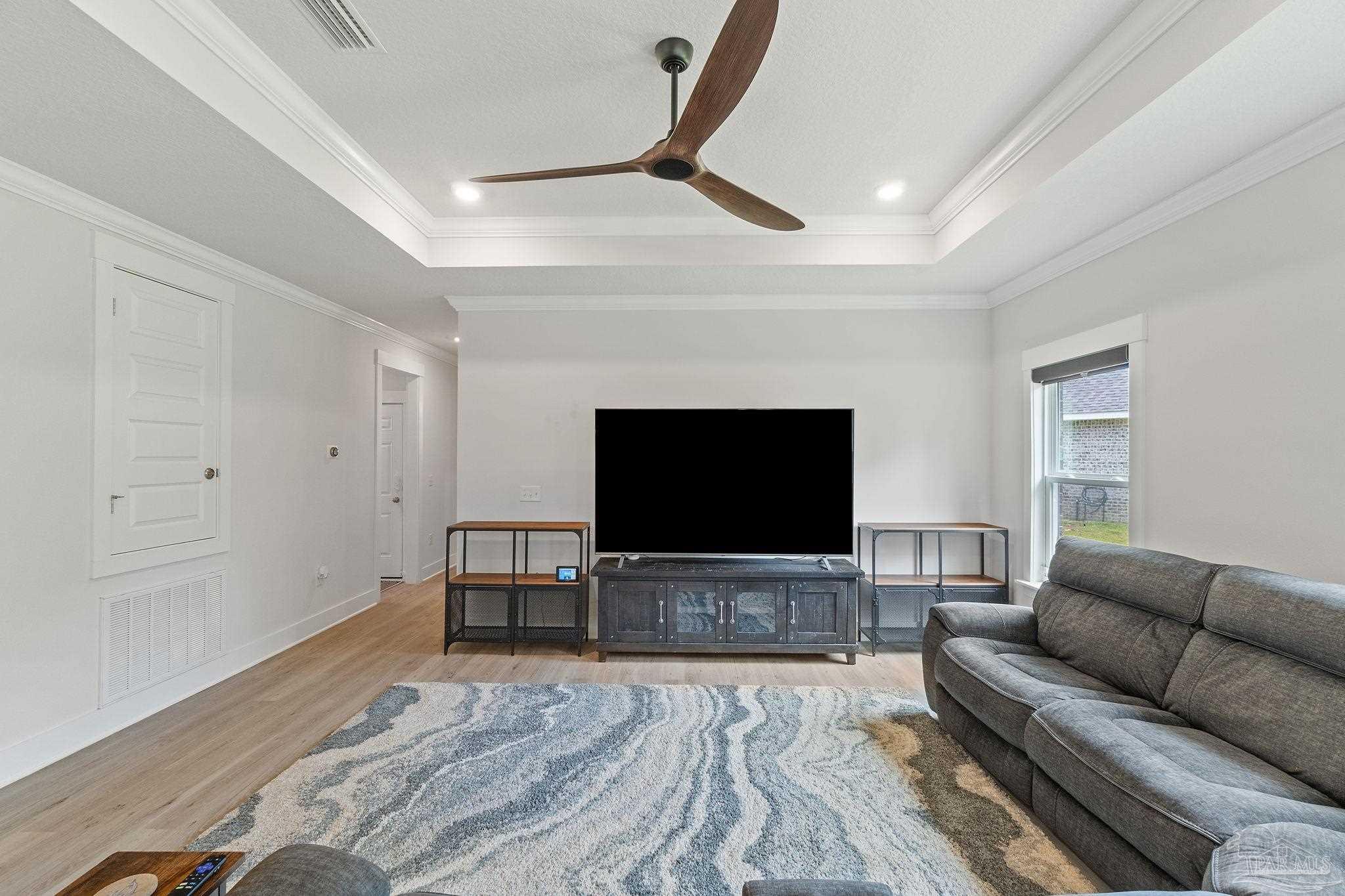 1201 Meadow Trl