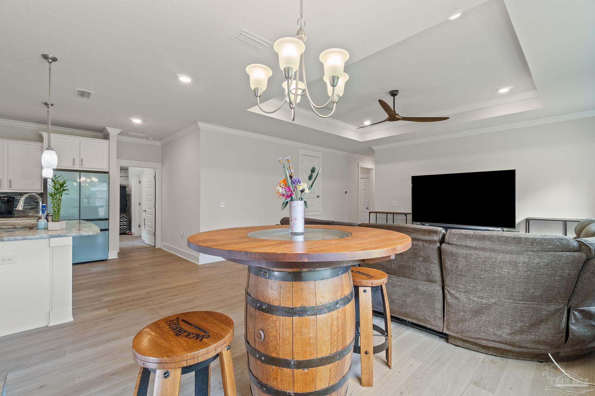 1201 Meadow Trl