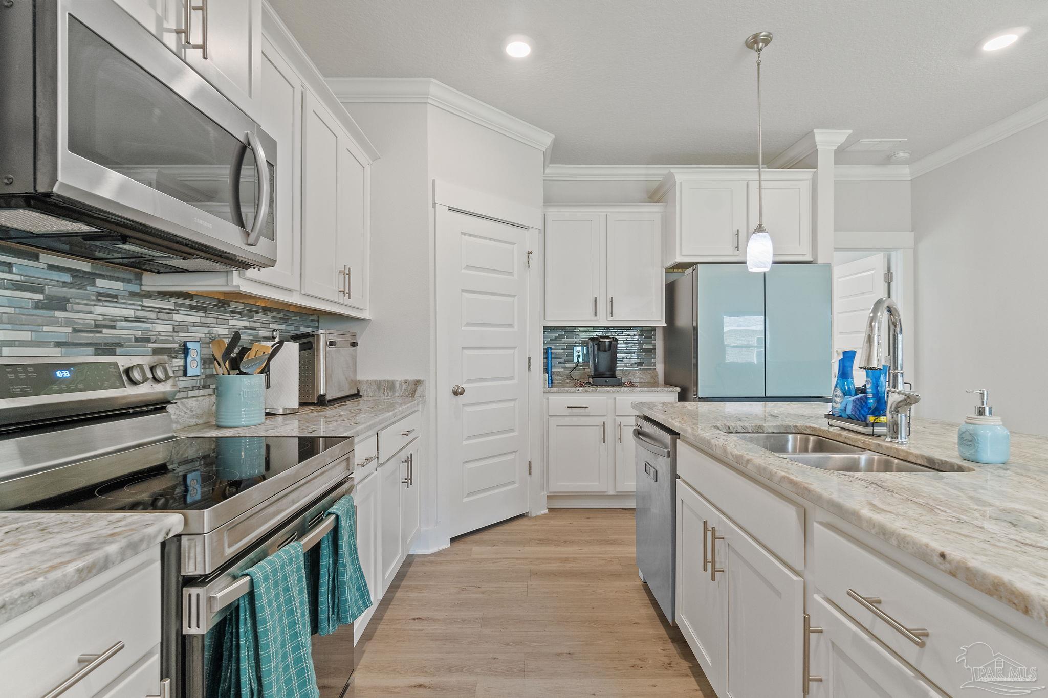 1201 Meadow Trl