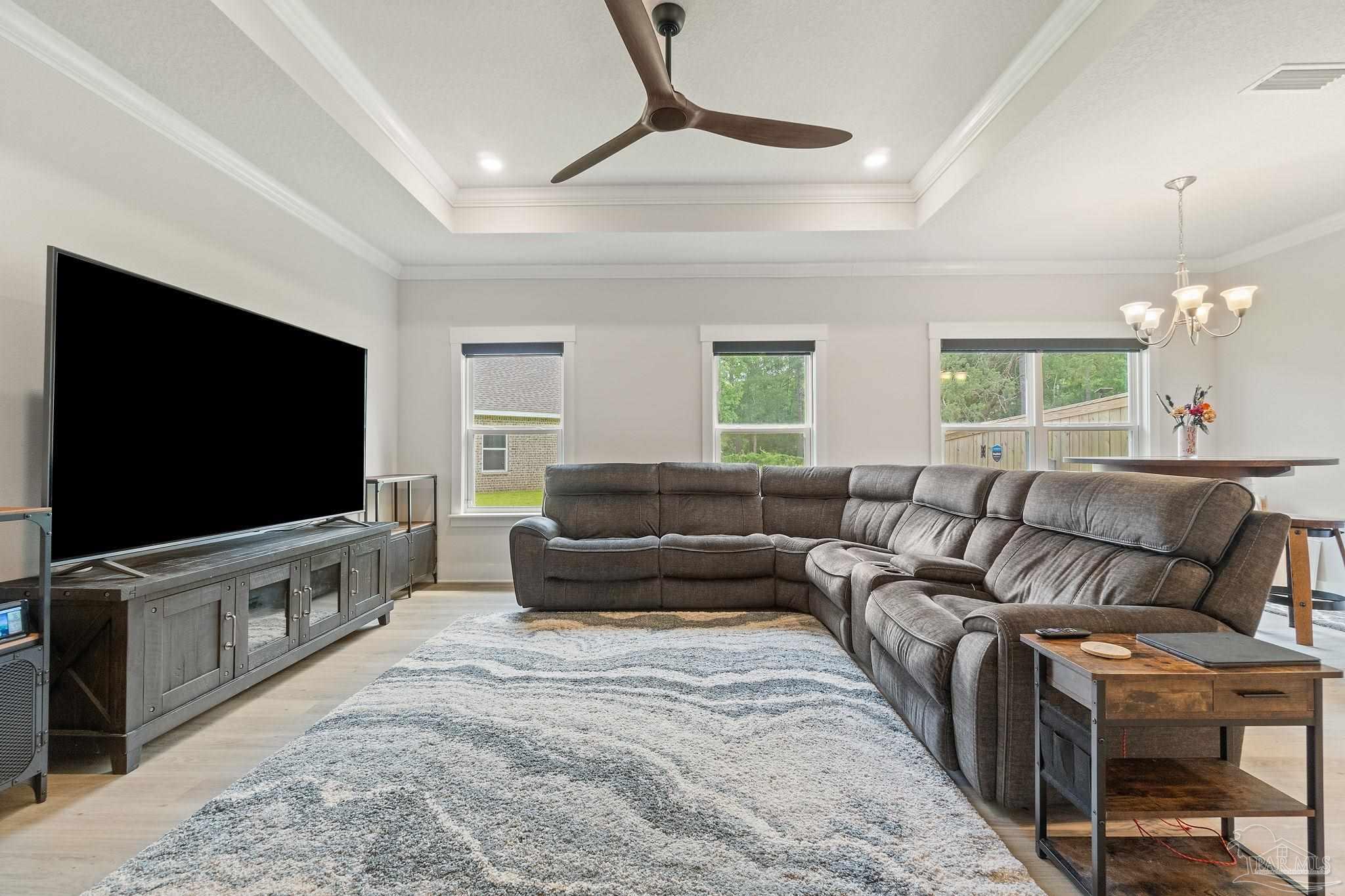 1201 Meadow Trl