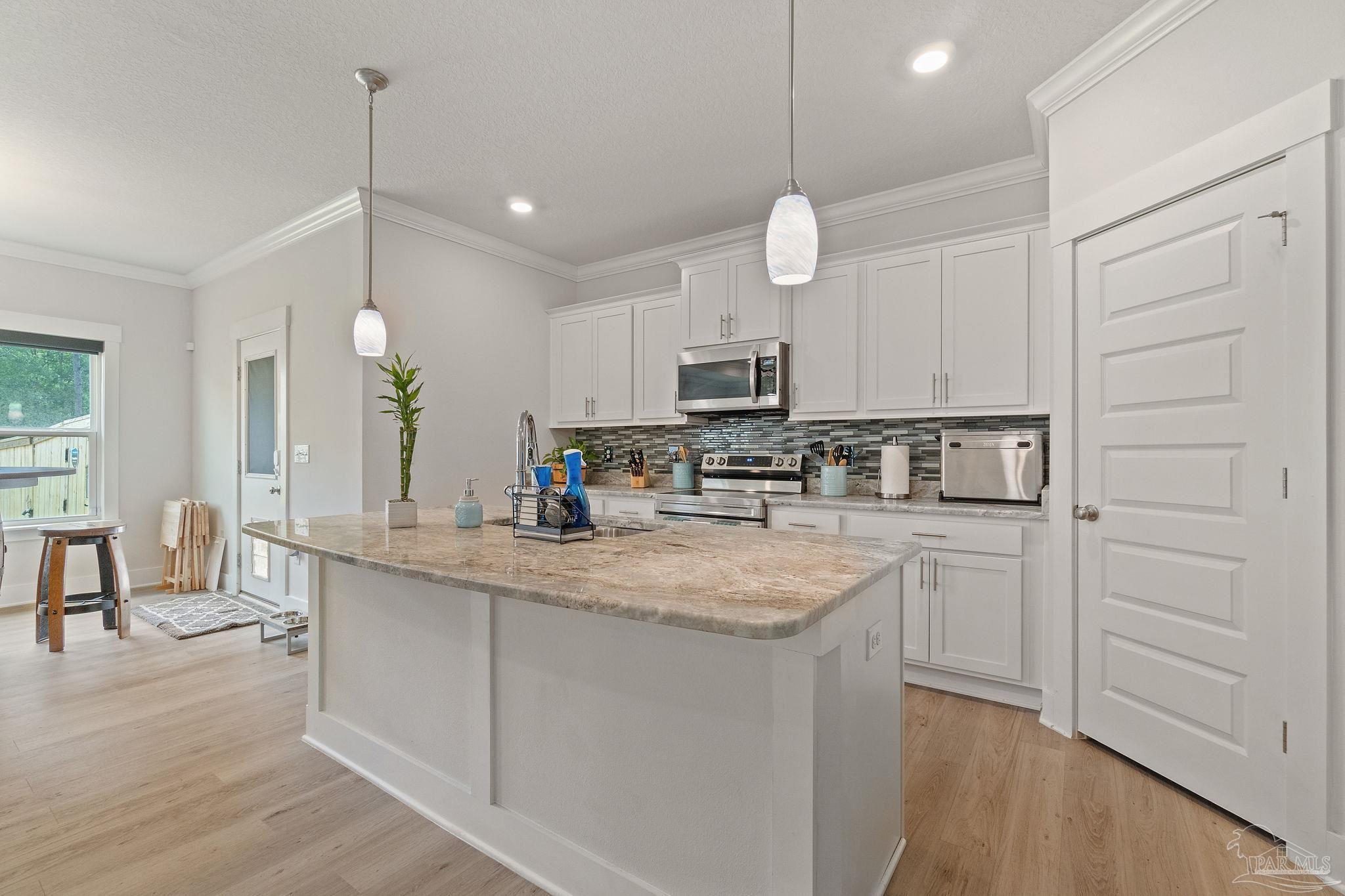 1201 Meadow Trl
