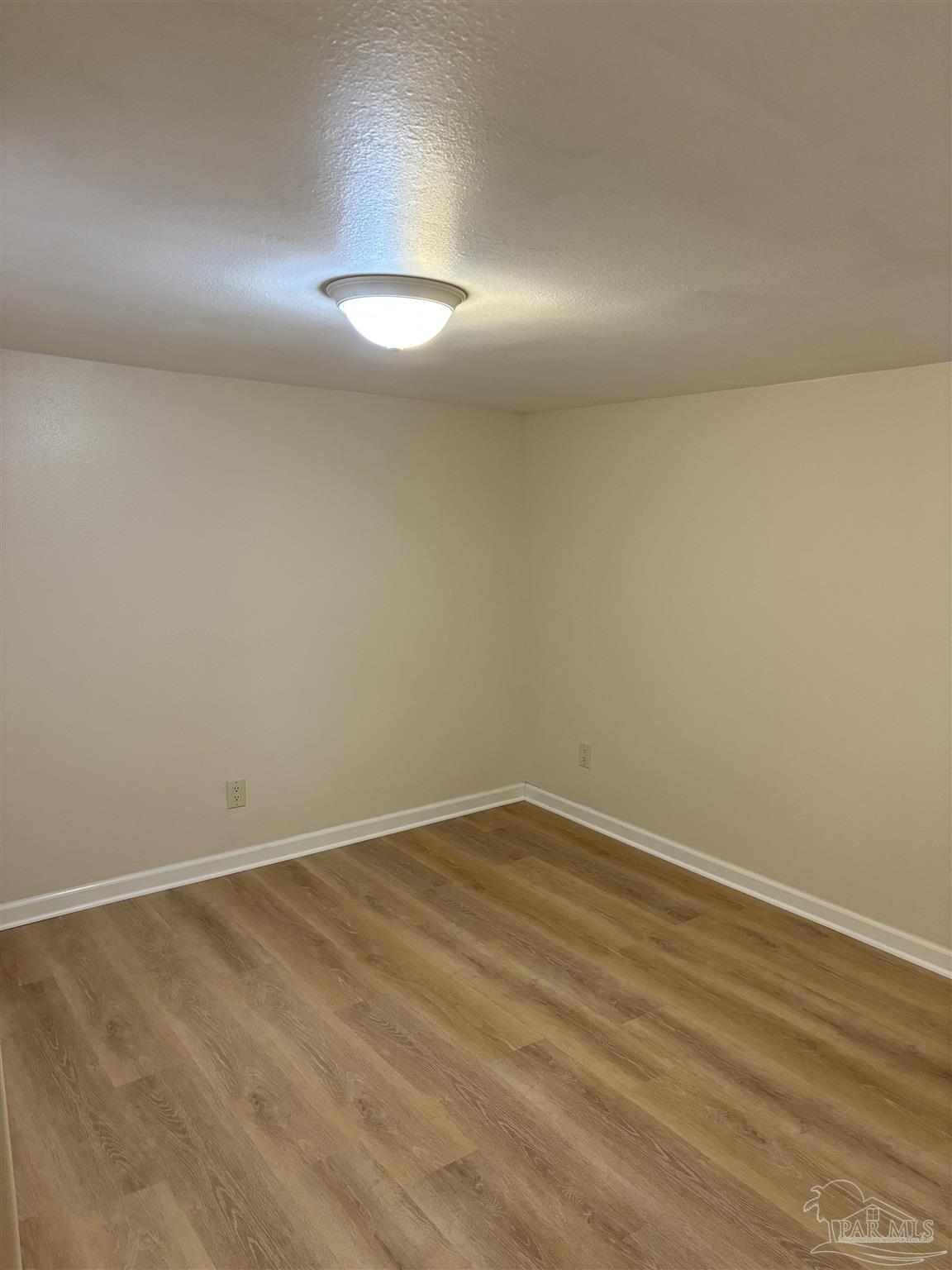 105 Lenox Pkwy