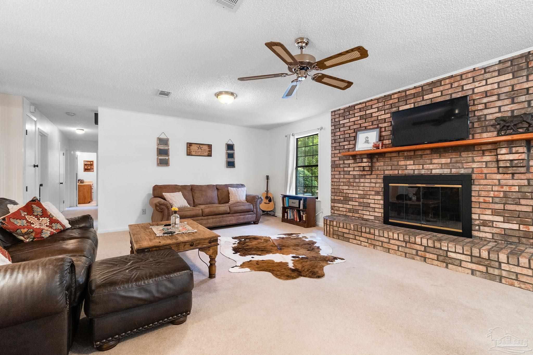 8305 Hickory Hammock Rd