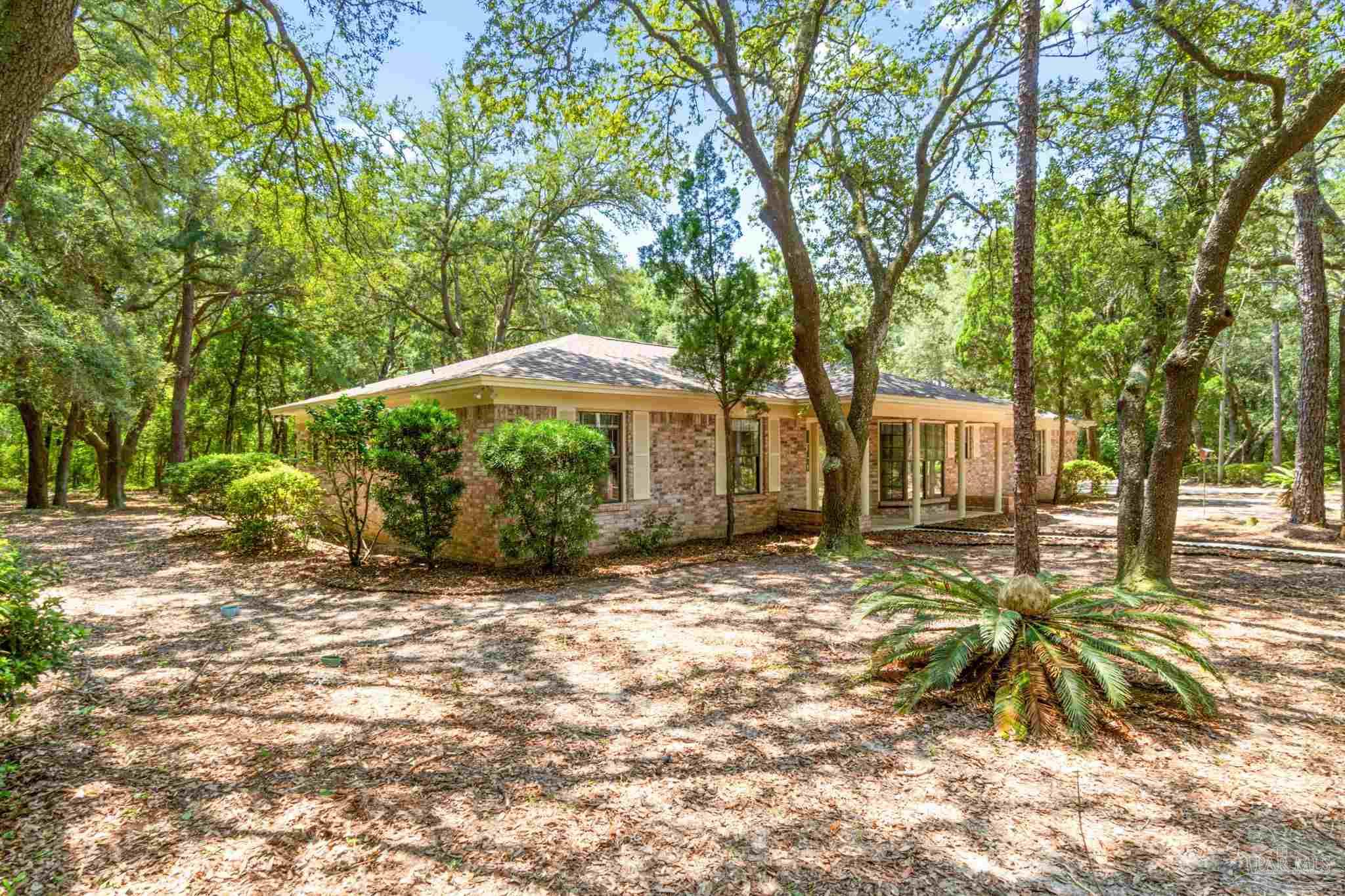 8305 Hickory Hammock Rd