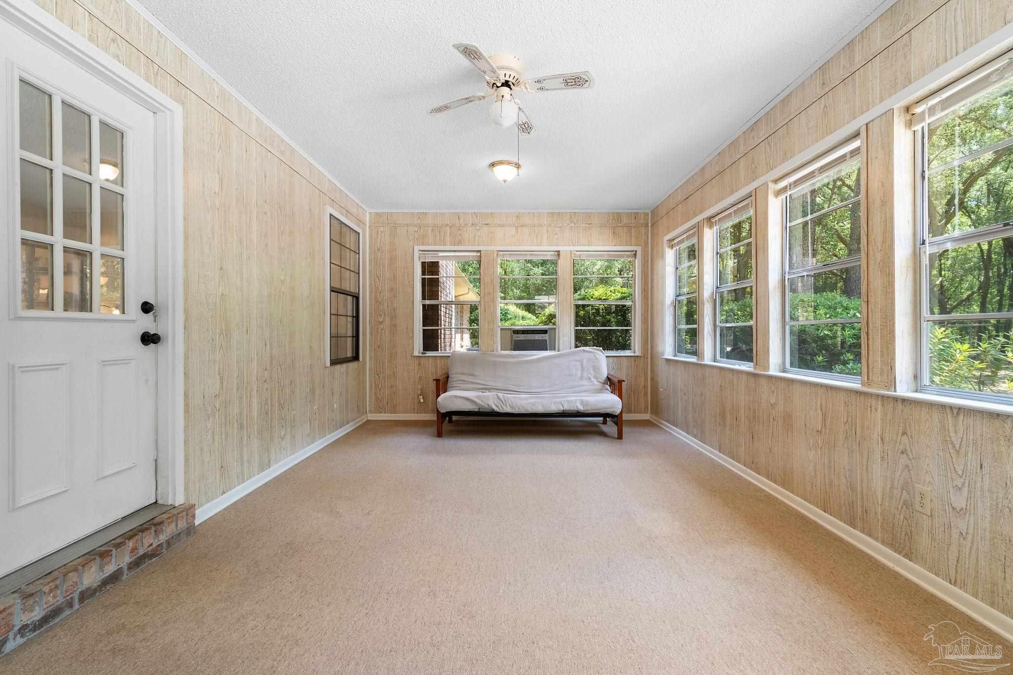 8305 Hickory Hammock Rd