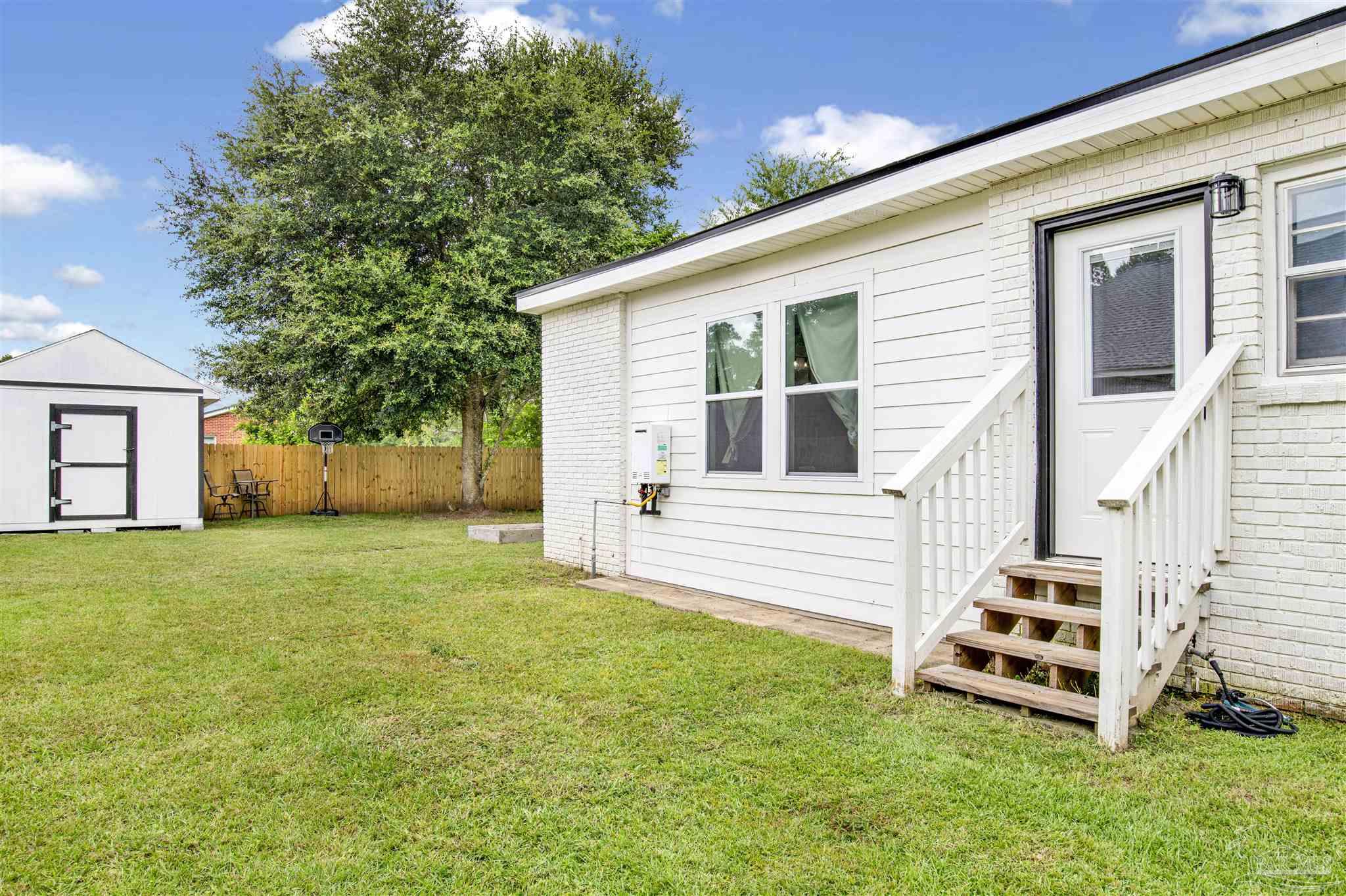 1499 Old Chemstrand Rd