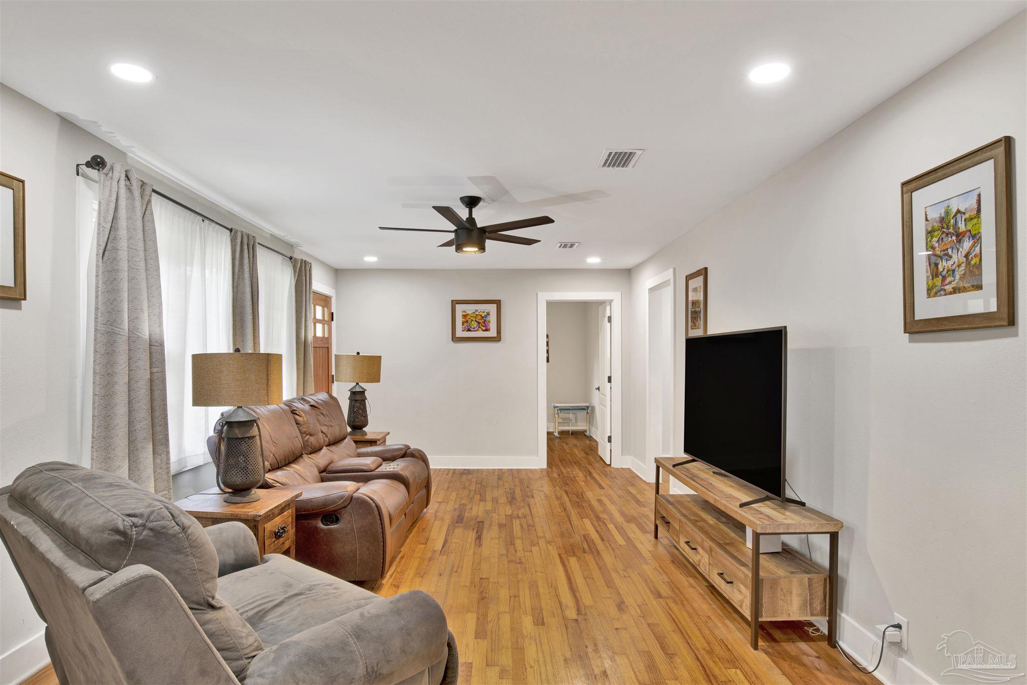 1499 Old Chemstrand Rd