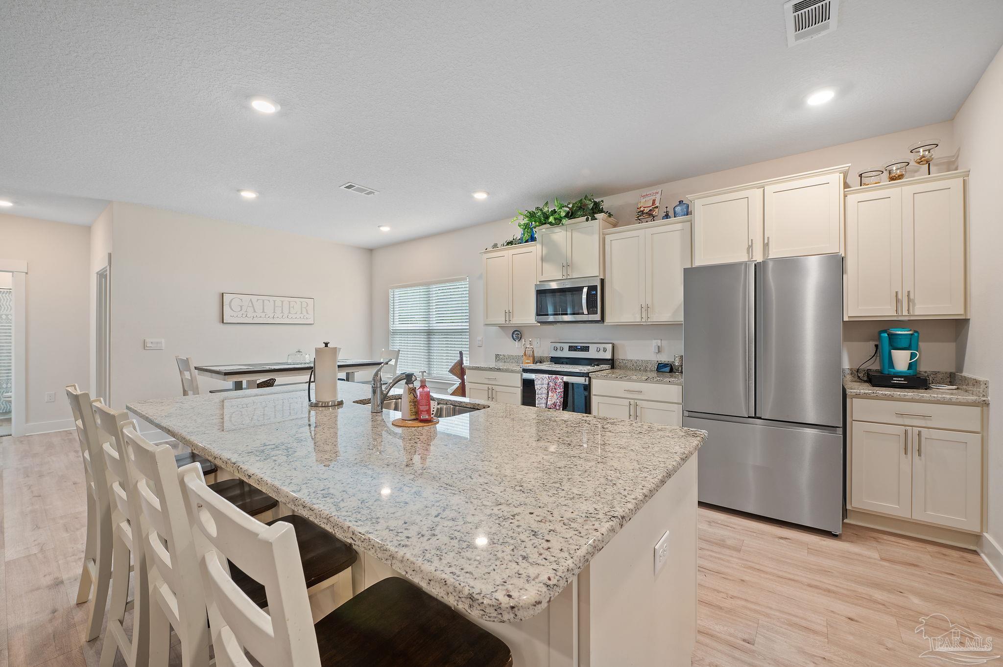 1615 Amaya Ln