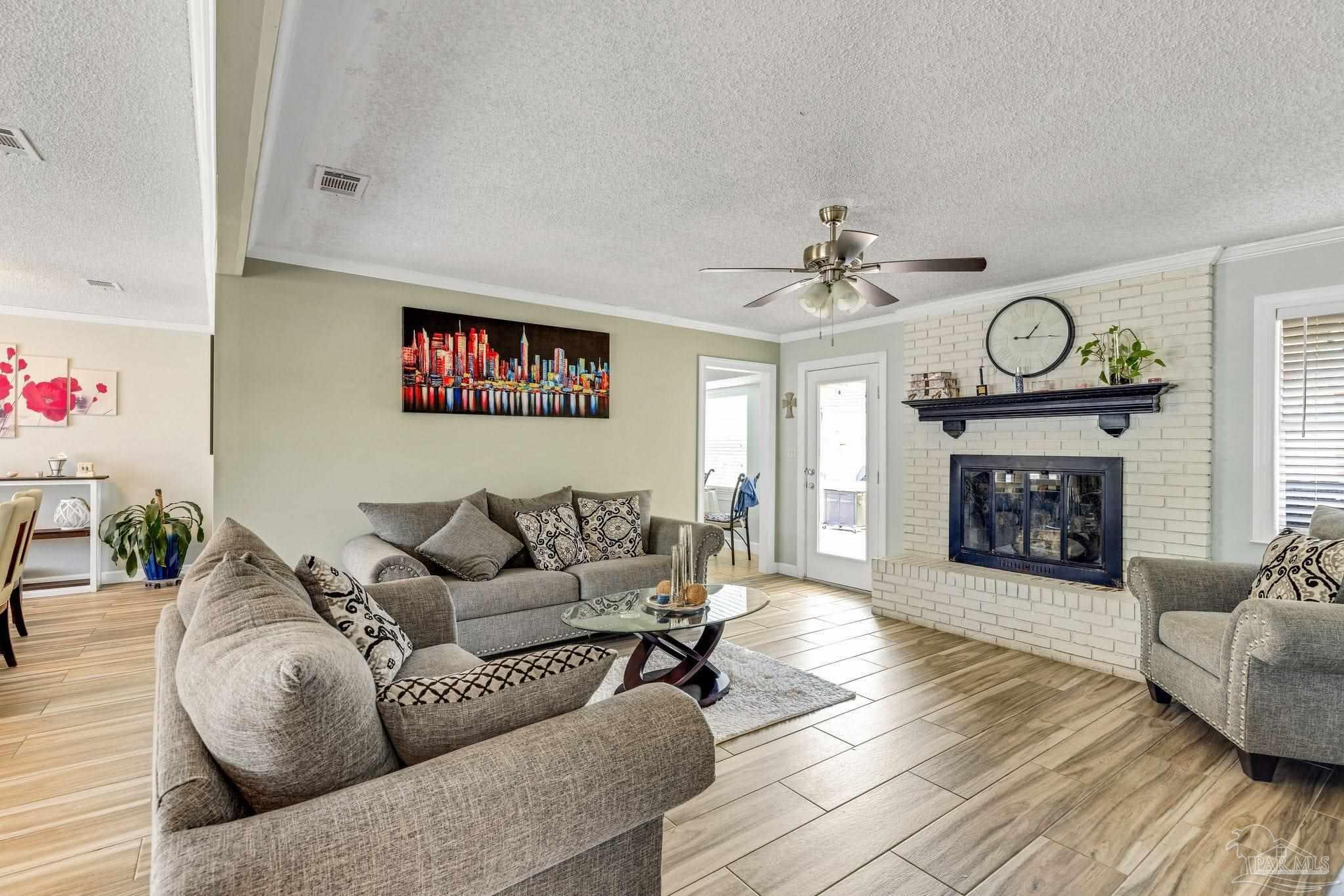 8435 Ridgefield Rd