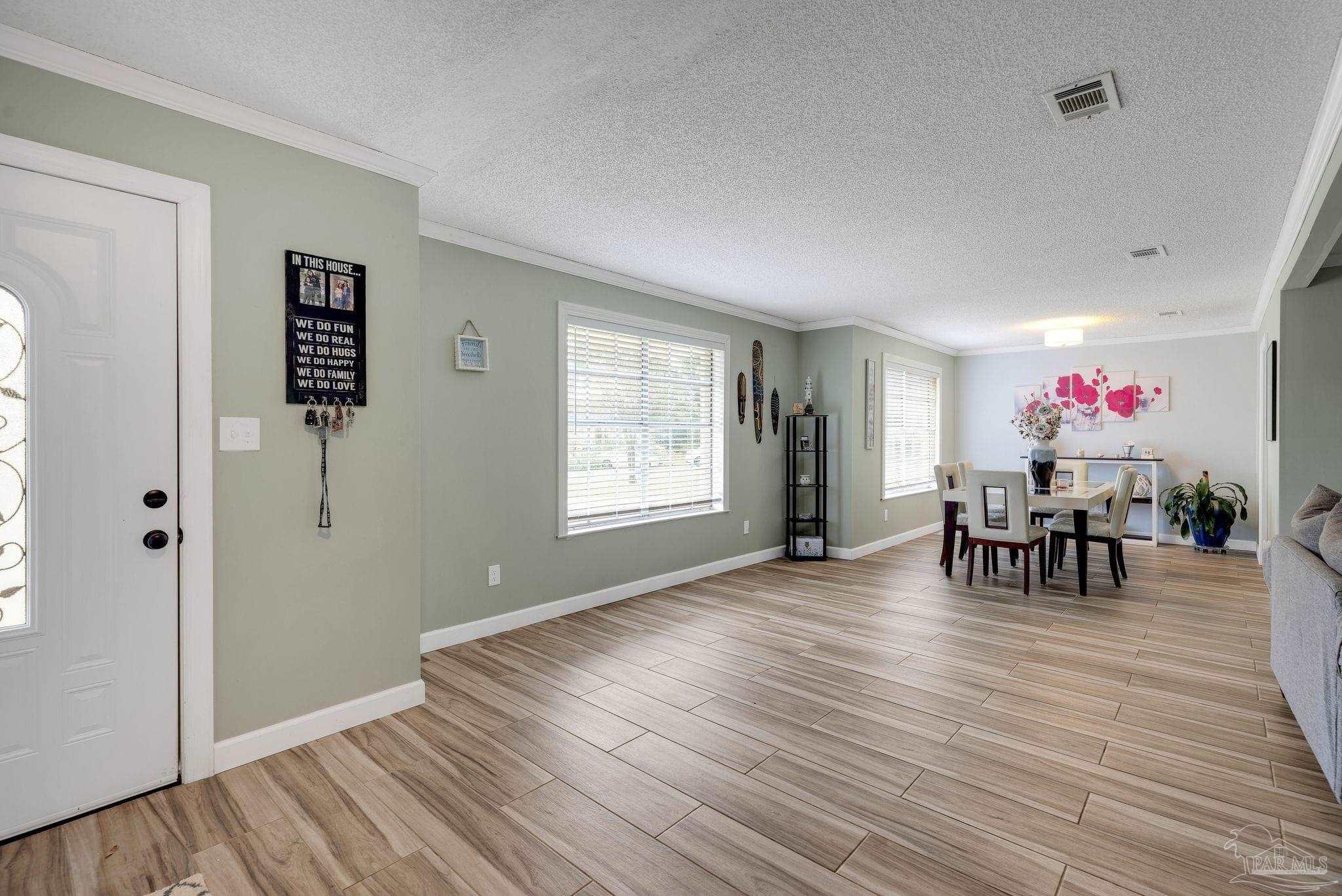 8435 Ridgefield Rd