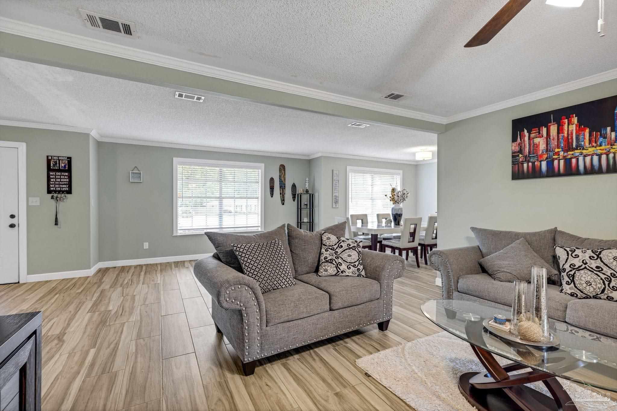 8435 Ridgefield Rd