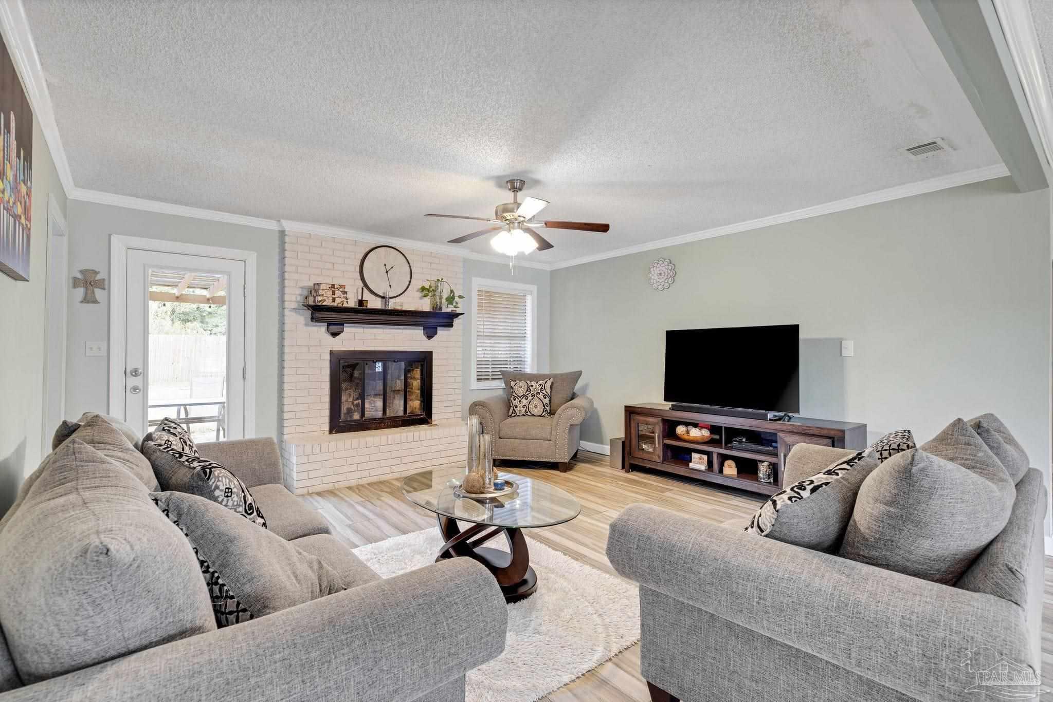 8435 Ridgefield Rd