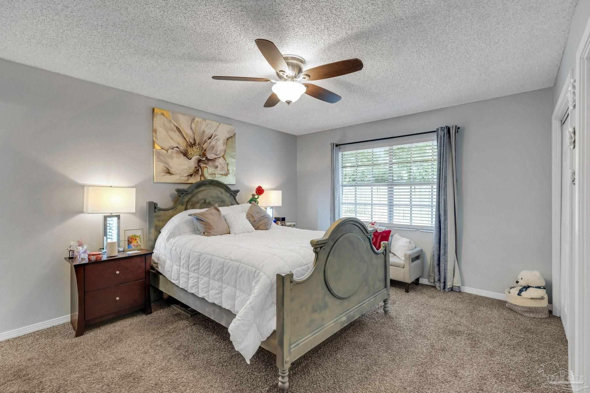 8435 Ridgefield Rd