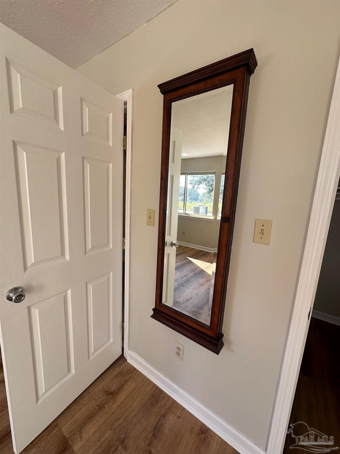 8420 Williamsburg Cir