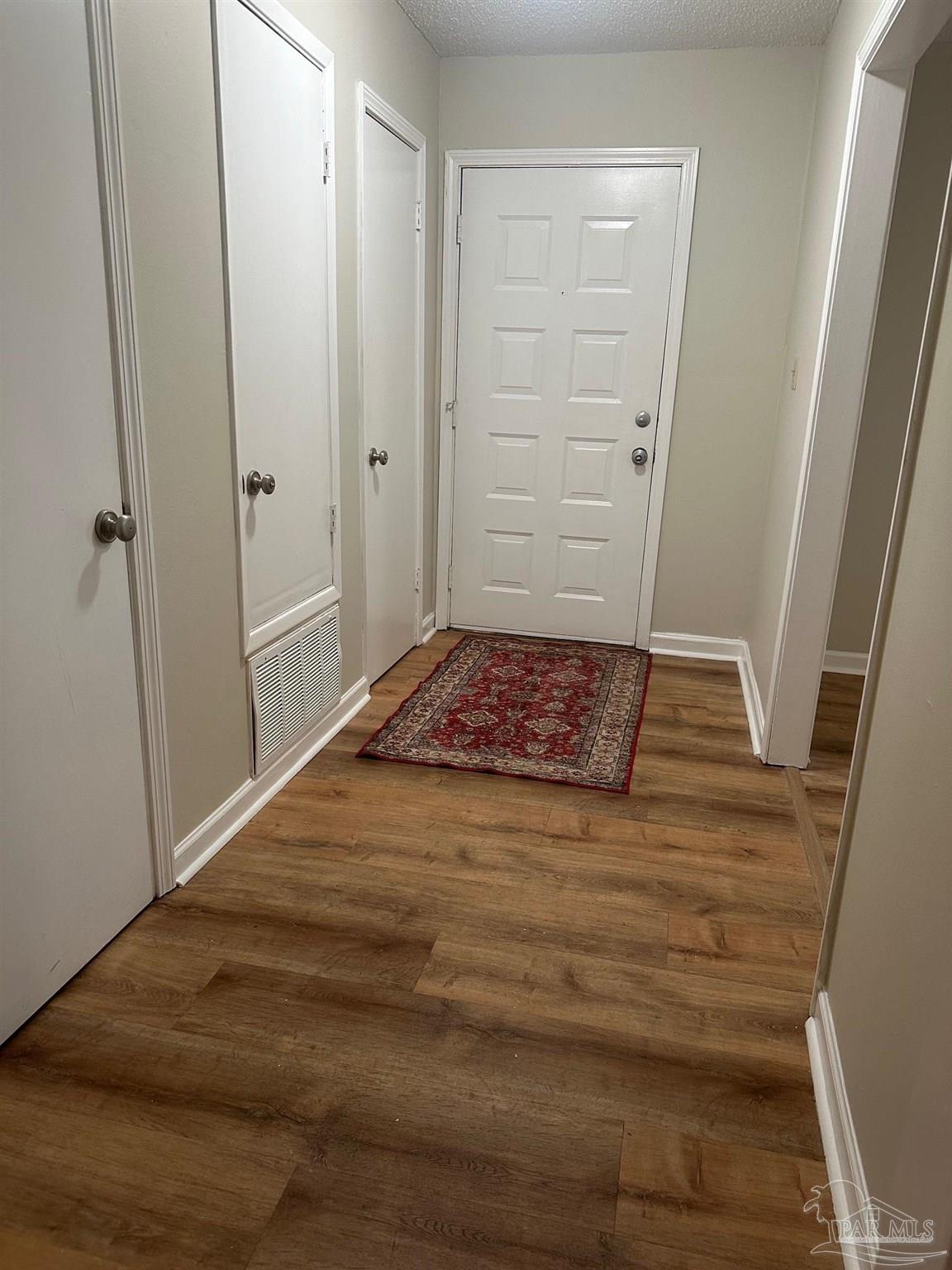 8420 Williamsburg Cir
