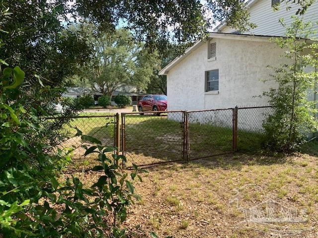 3161 Fayal Dr