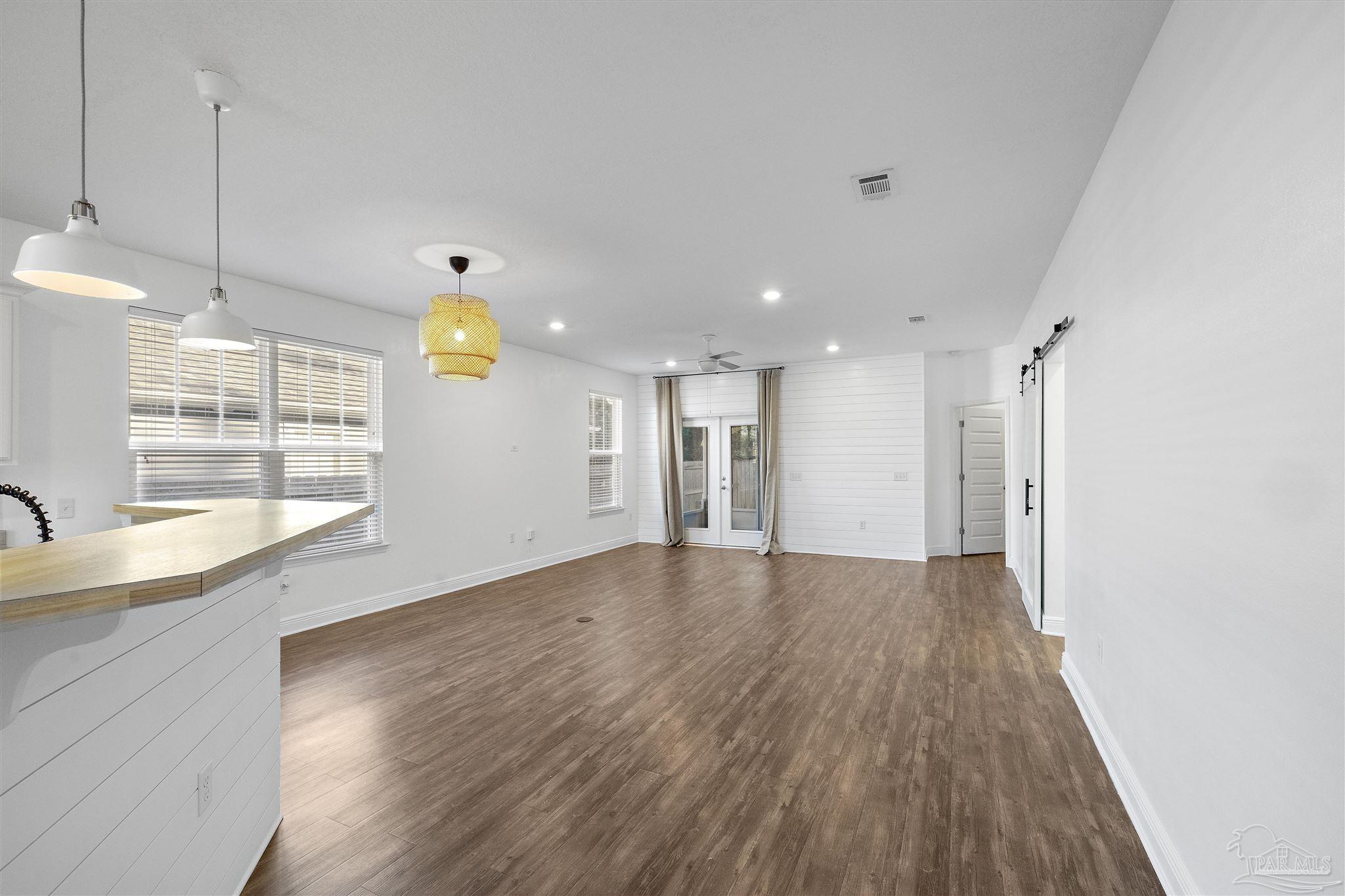 5753 Blackhorse Cir