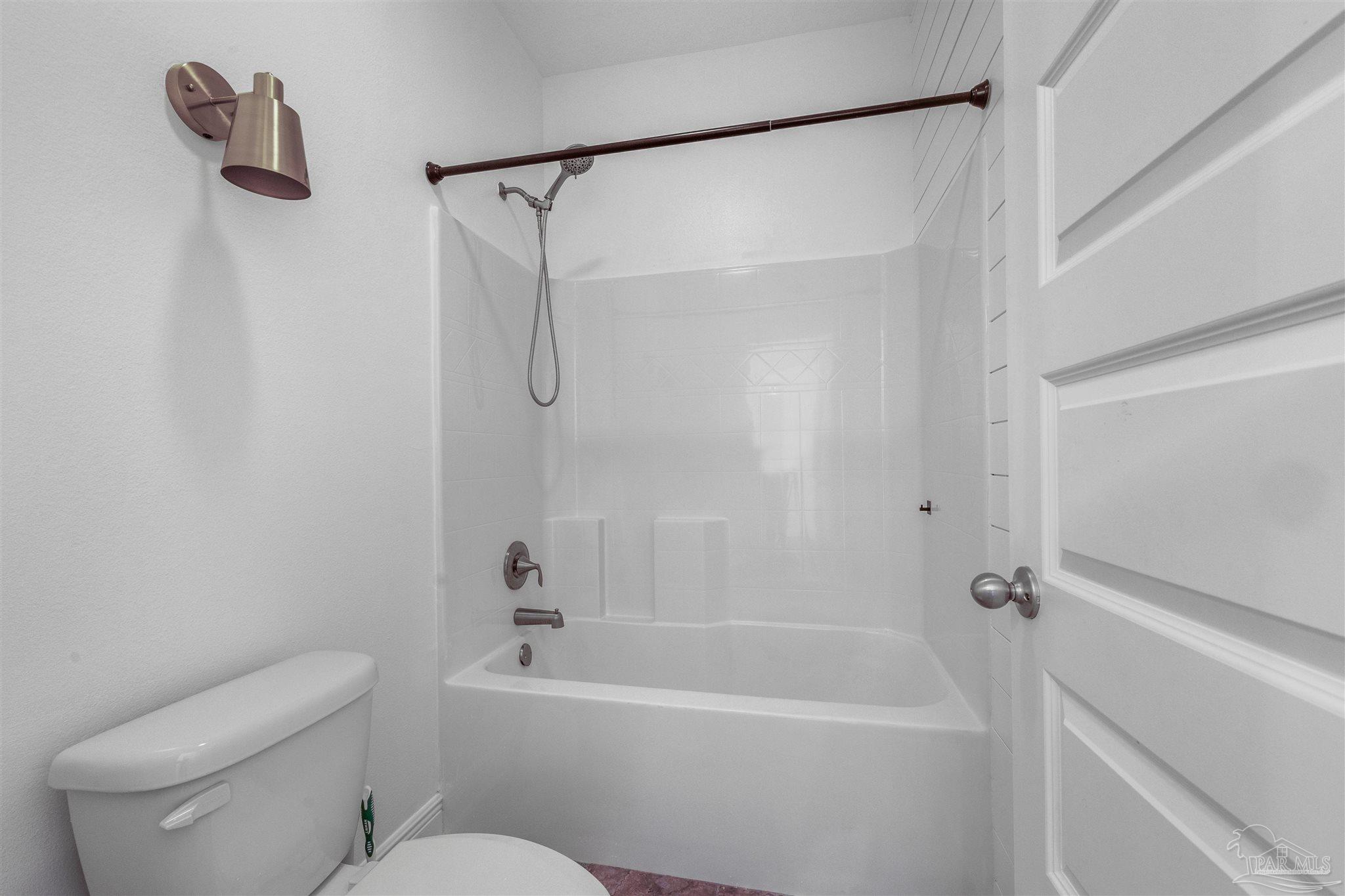 5753 Blackhorse Cir