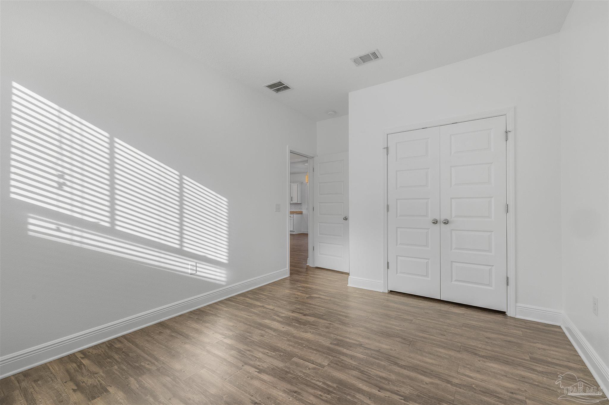 5753 Blackhorse Cir