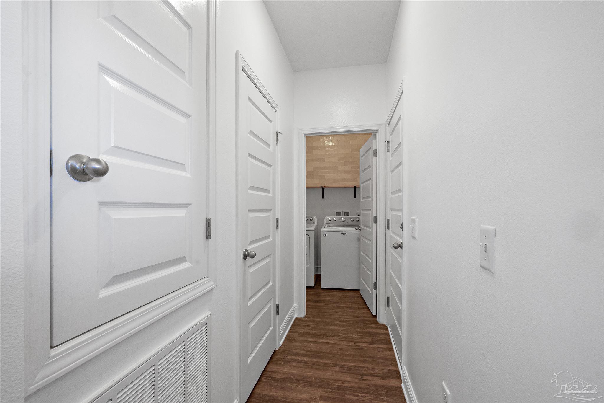 5753 Blackhorse Cir