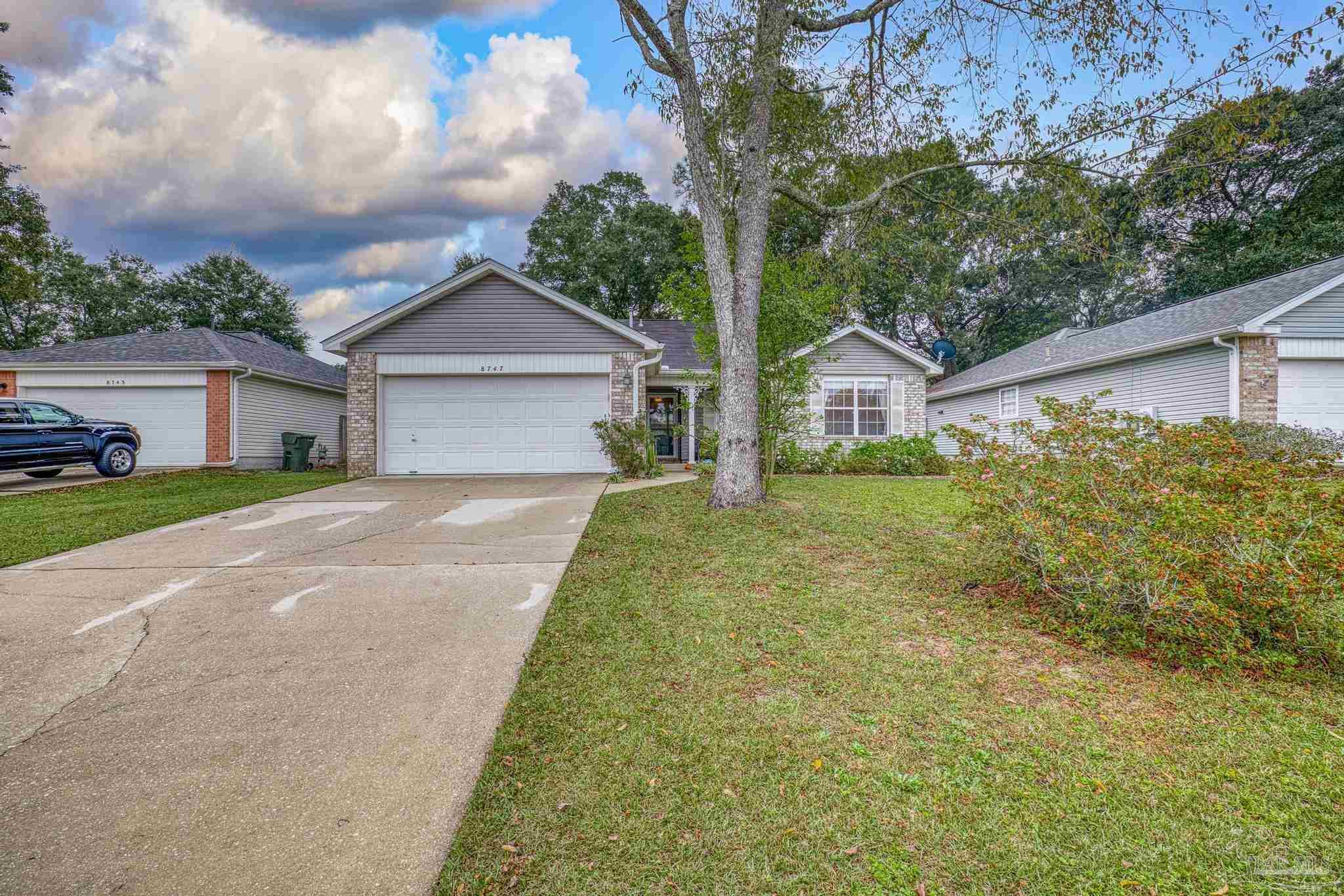 8747 Ramble Woods Dr