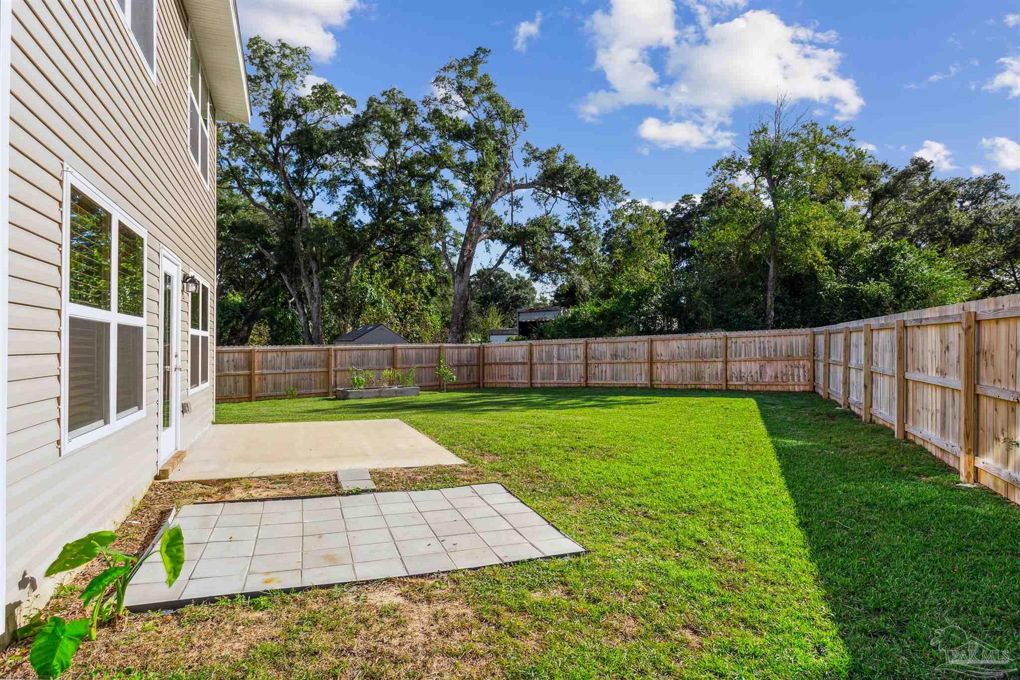 7093 Sonny Dr