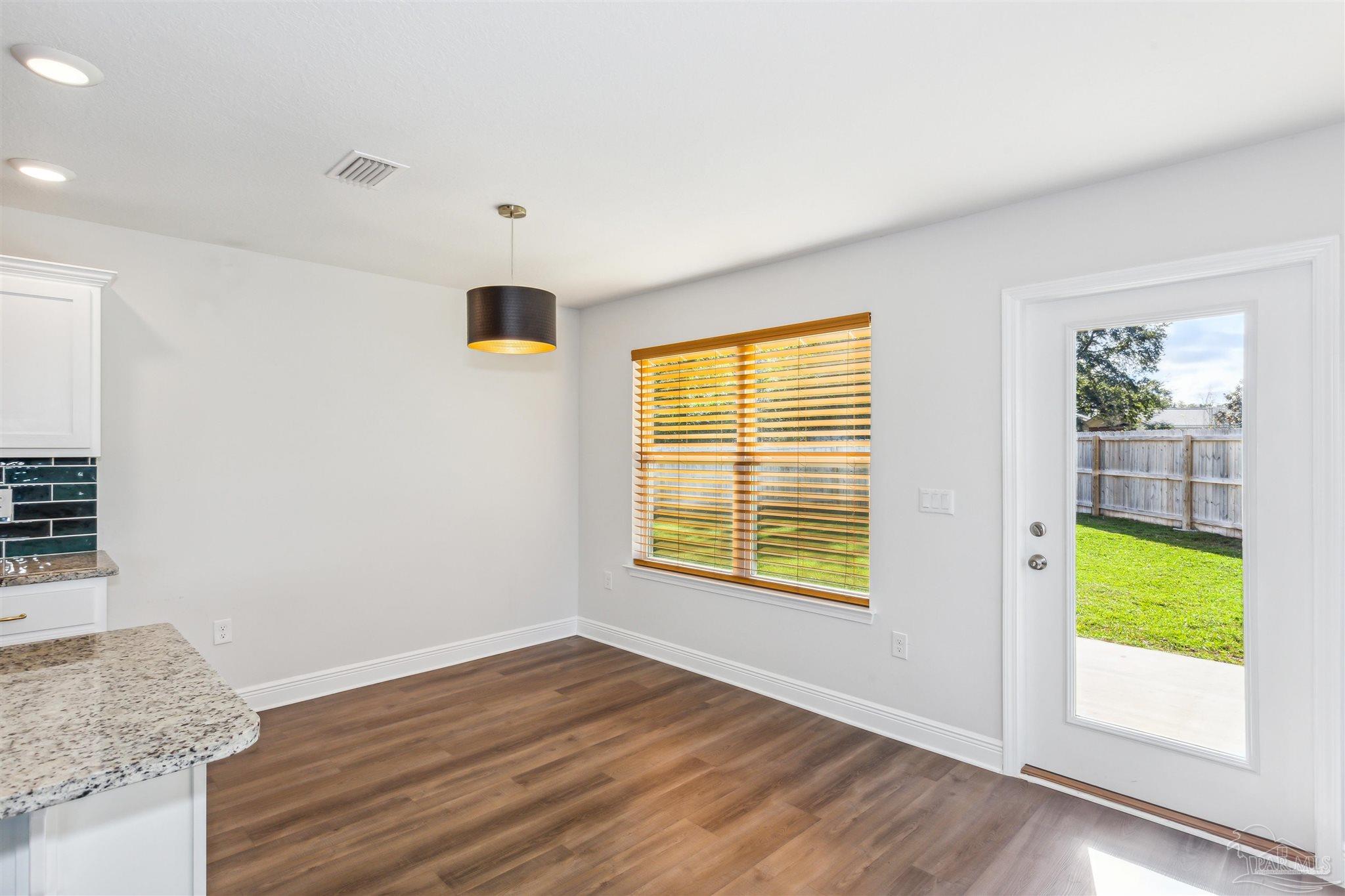 7093 Sonny Dr