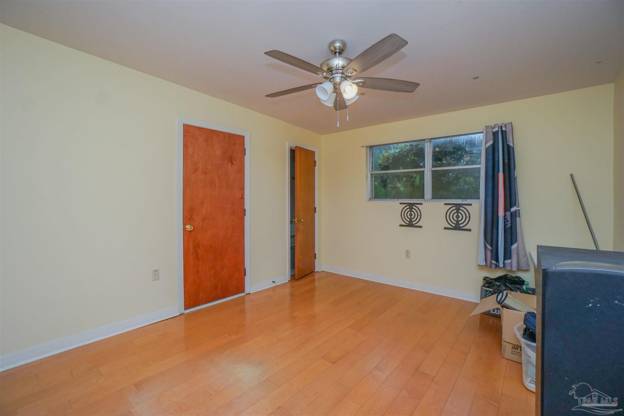 6245 Omie Cir