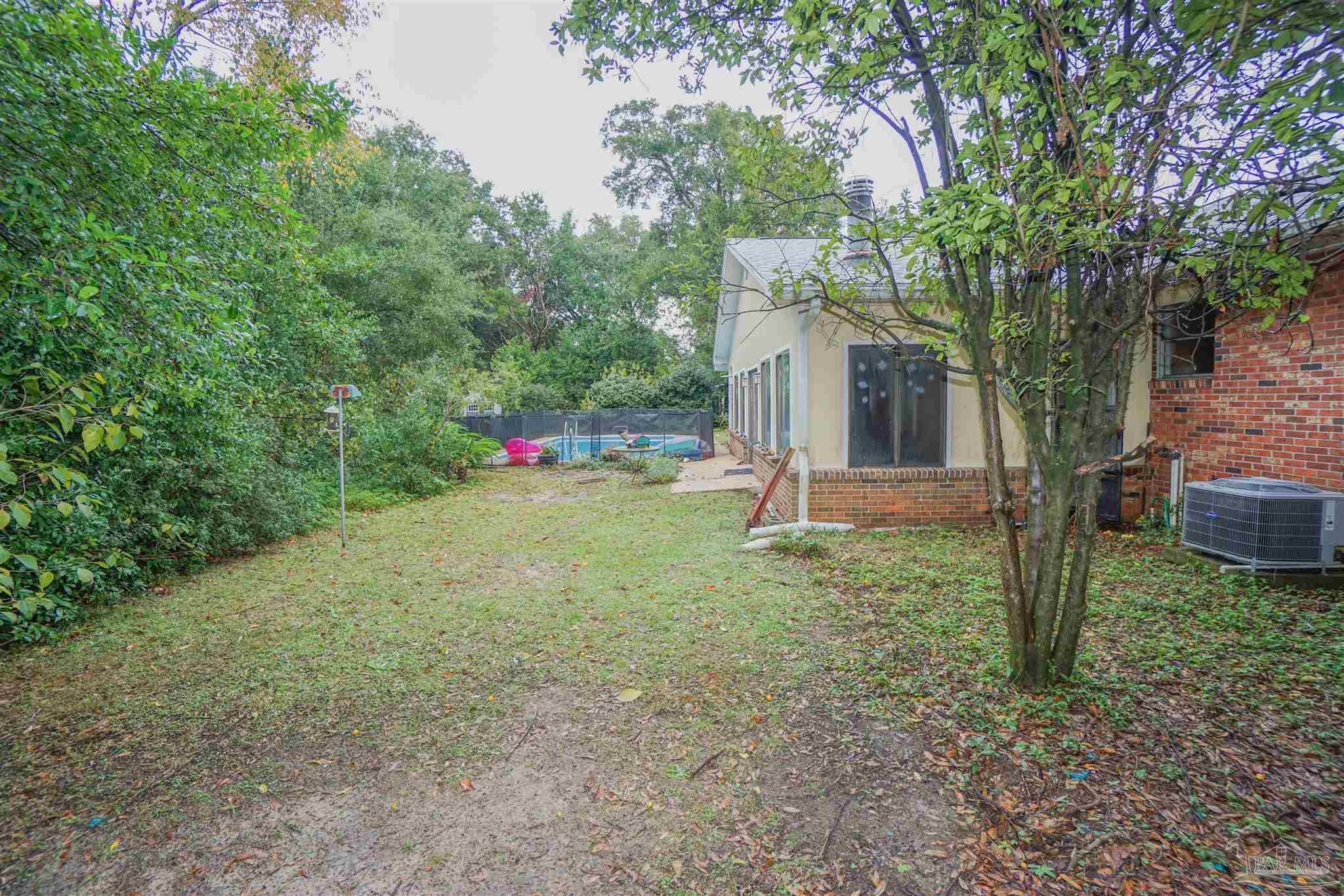 6245 Omie Cir