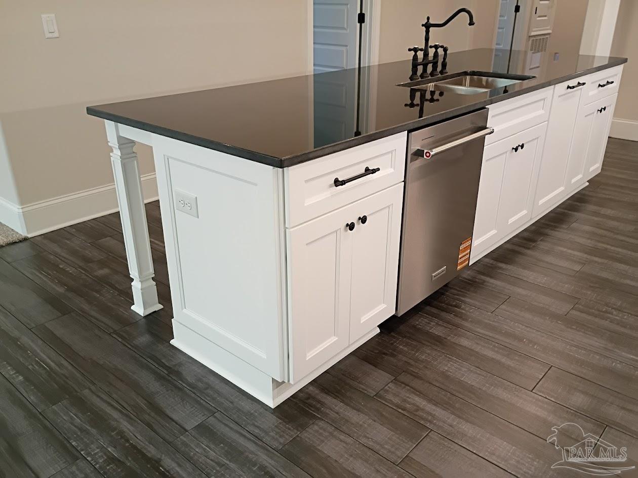 5704 Highland Lake Dr