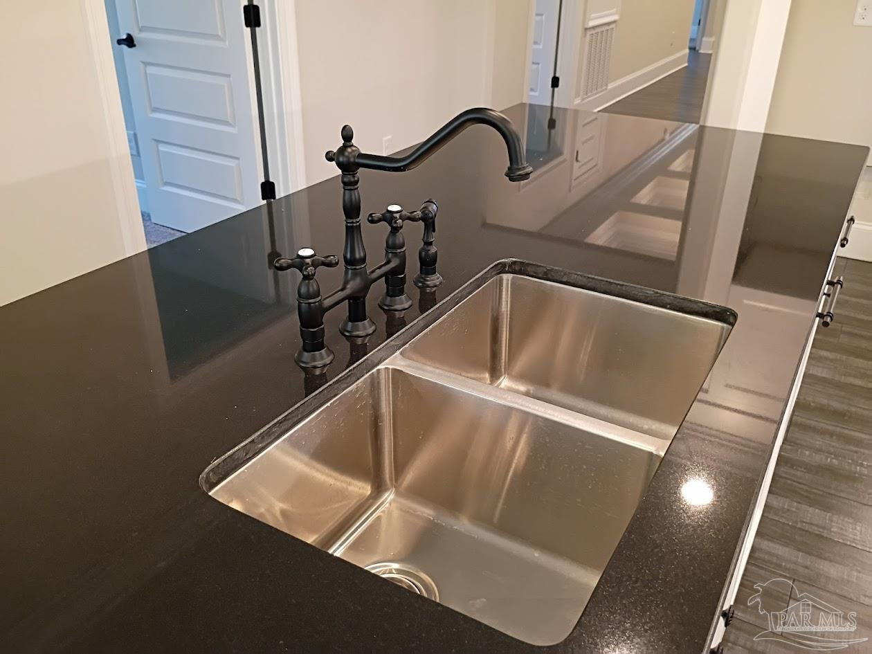 5704 Highland Lake Dr