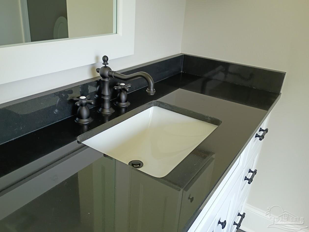 5704 Highland Lake Dr