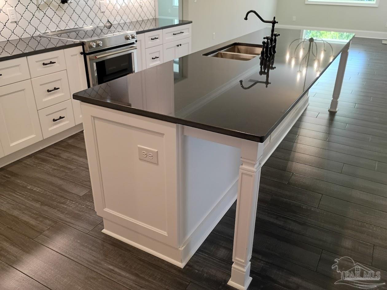 5704 Highland Lake Dr