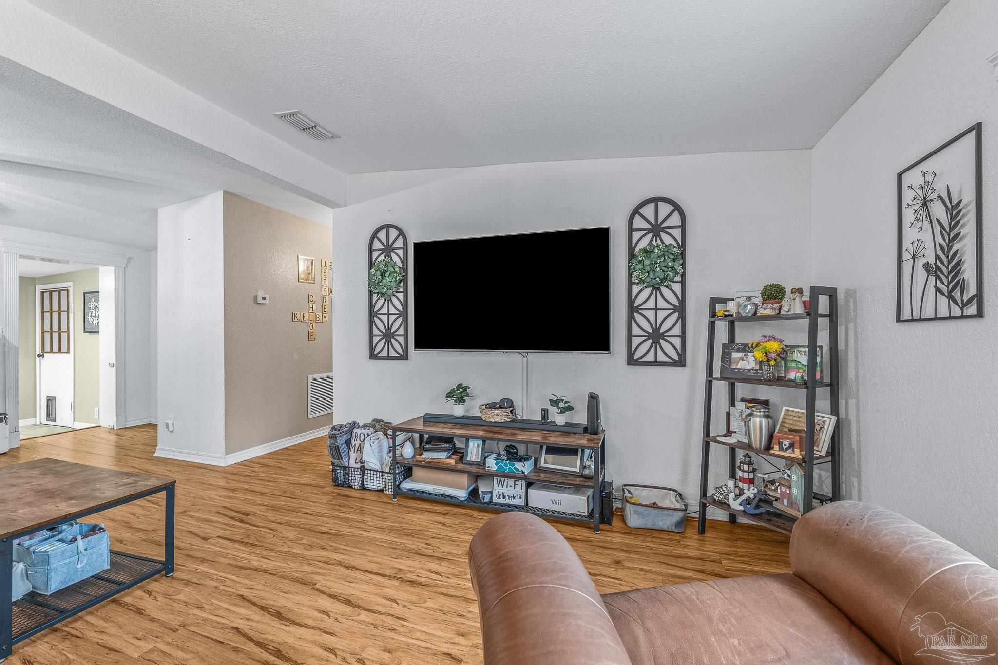 751 Archer Rd