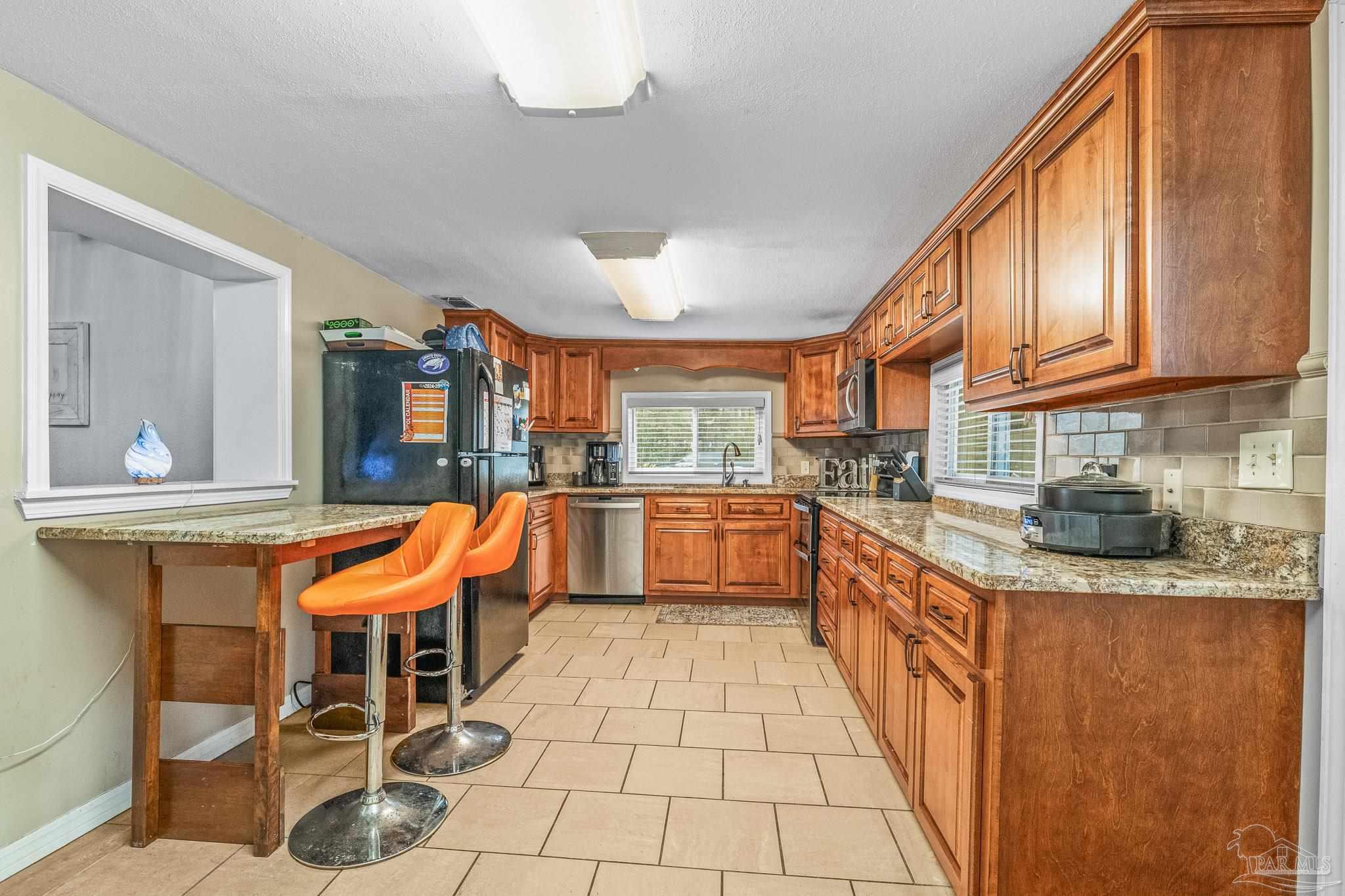751 Archer Rd
