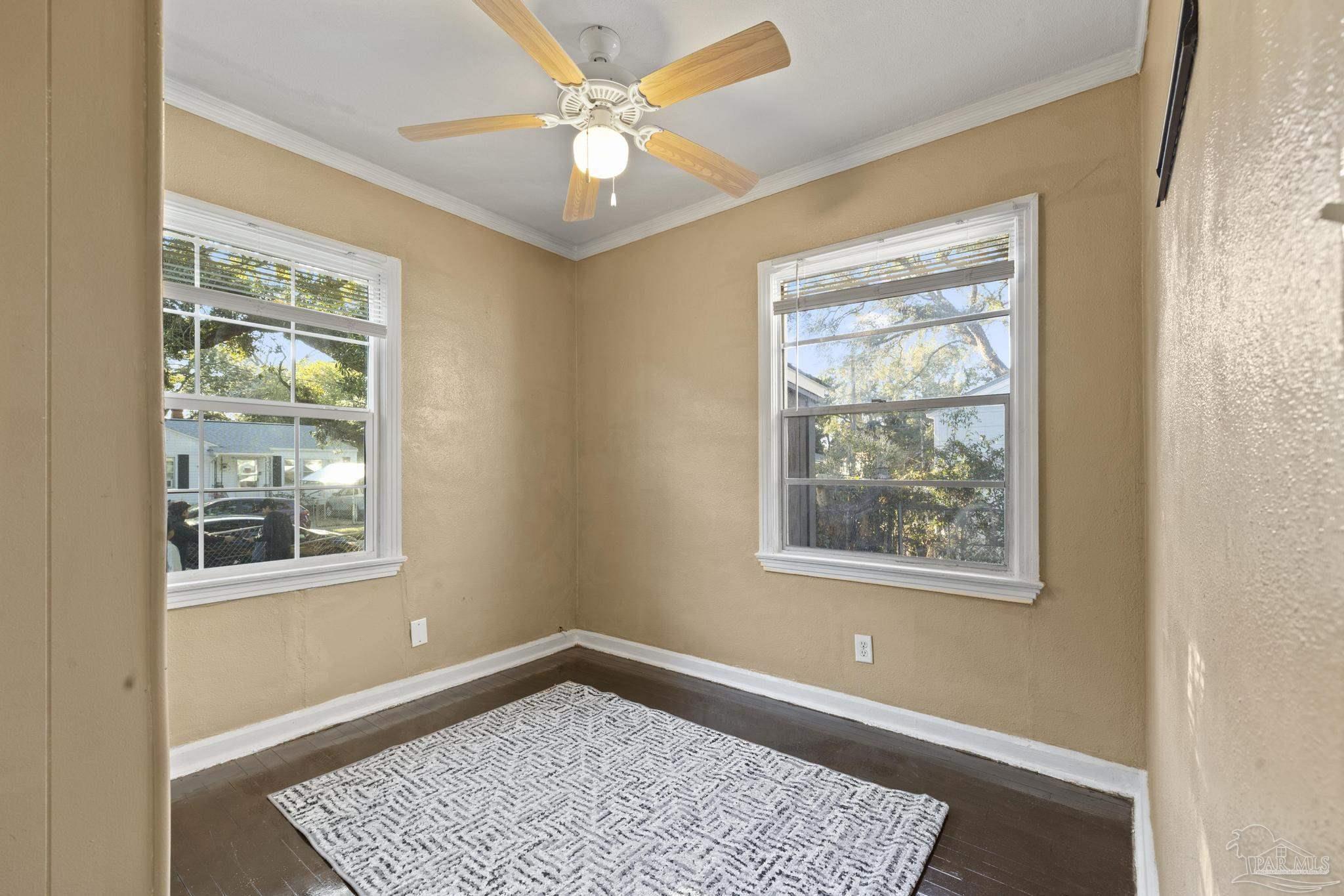 22 Flynn Dr