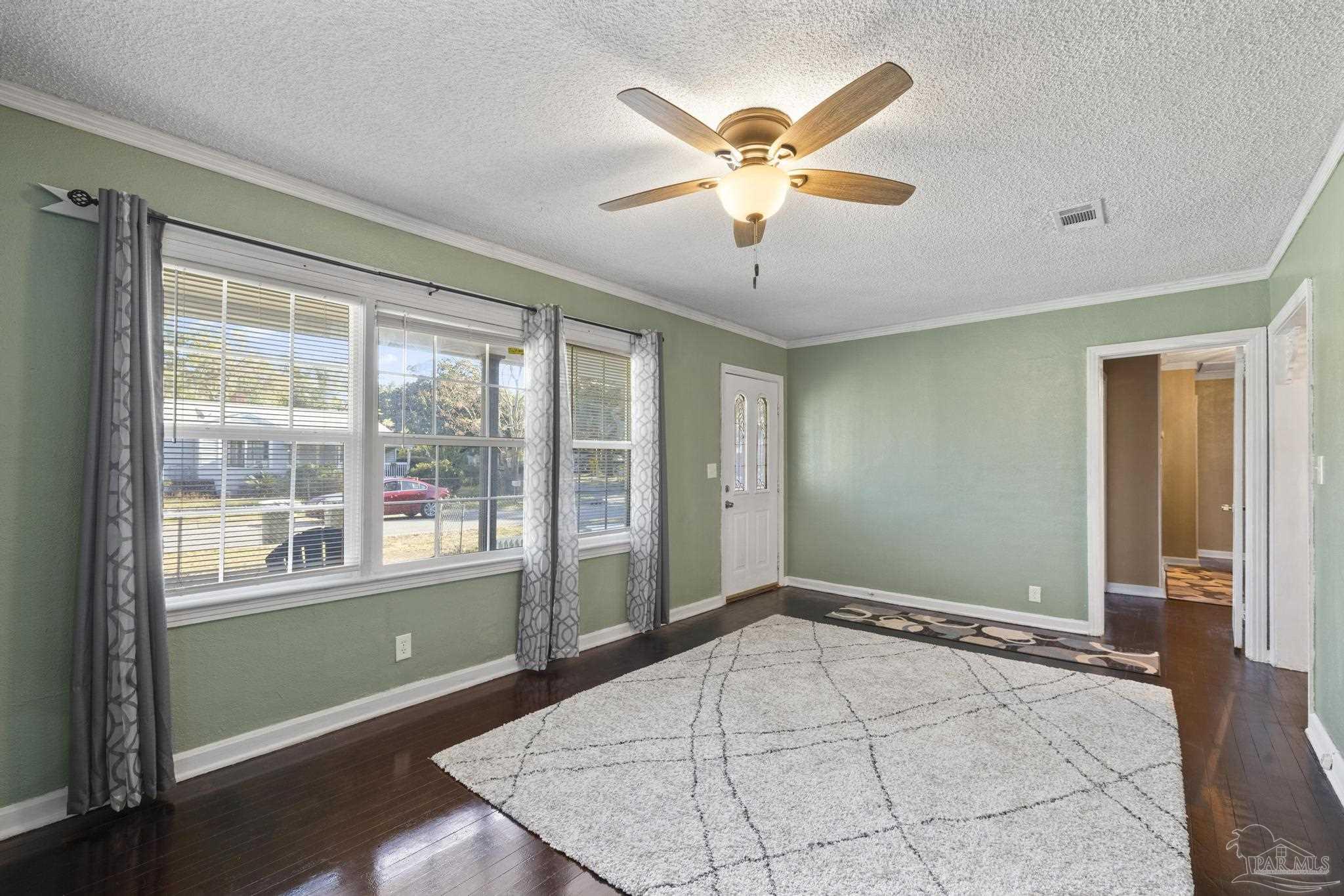 22 Flynn Dr