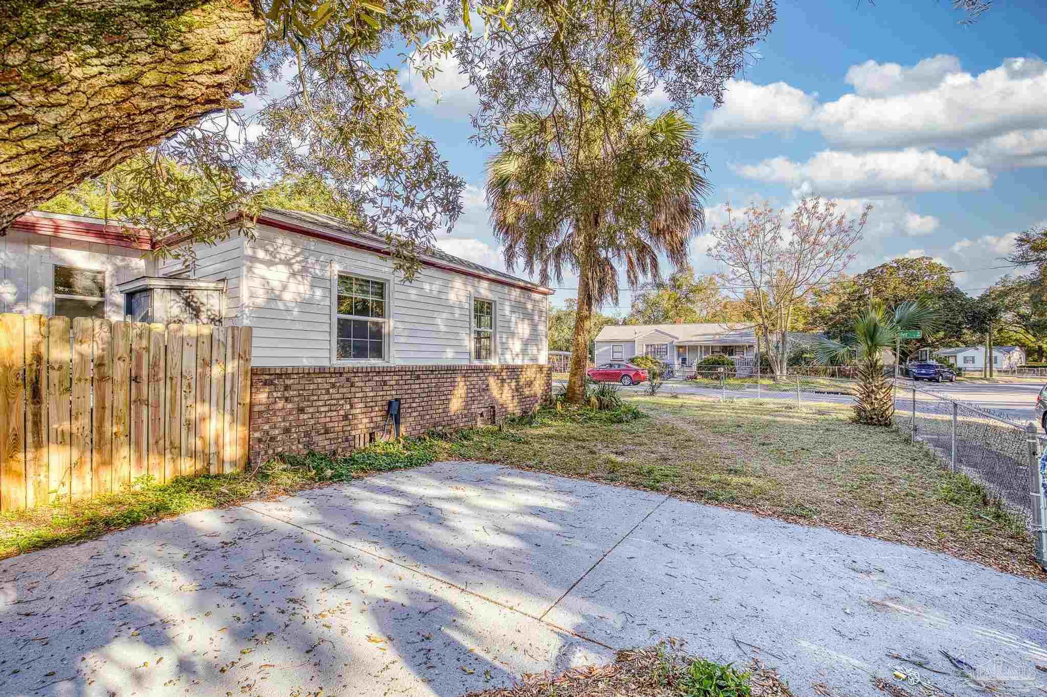 22 Flynn Dr