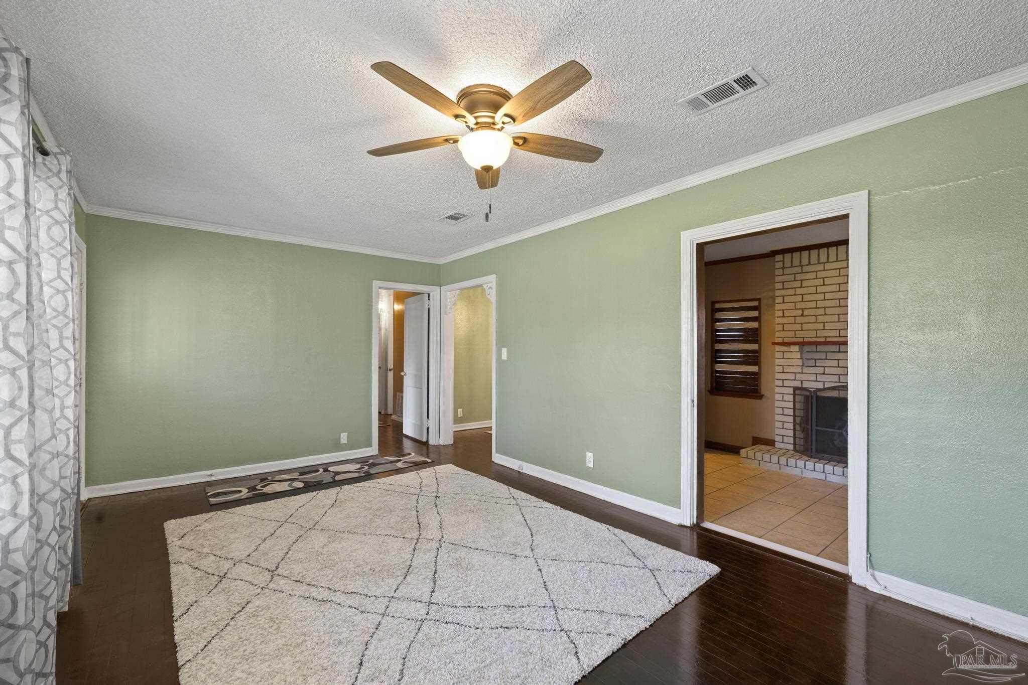 22 Flynn Dr