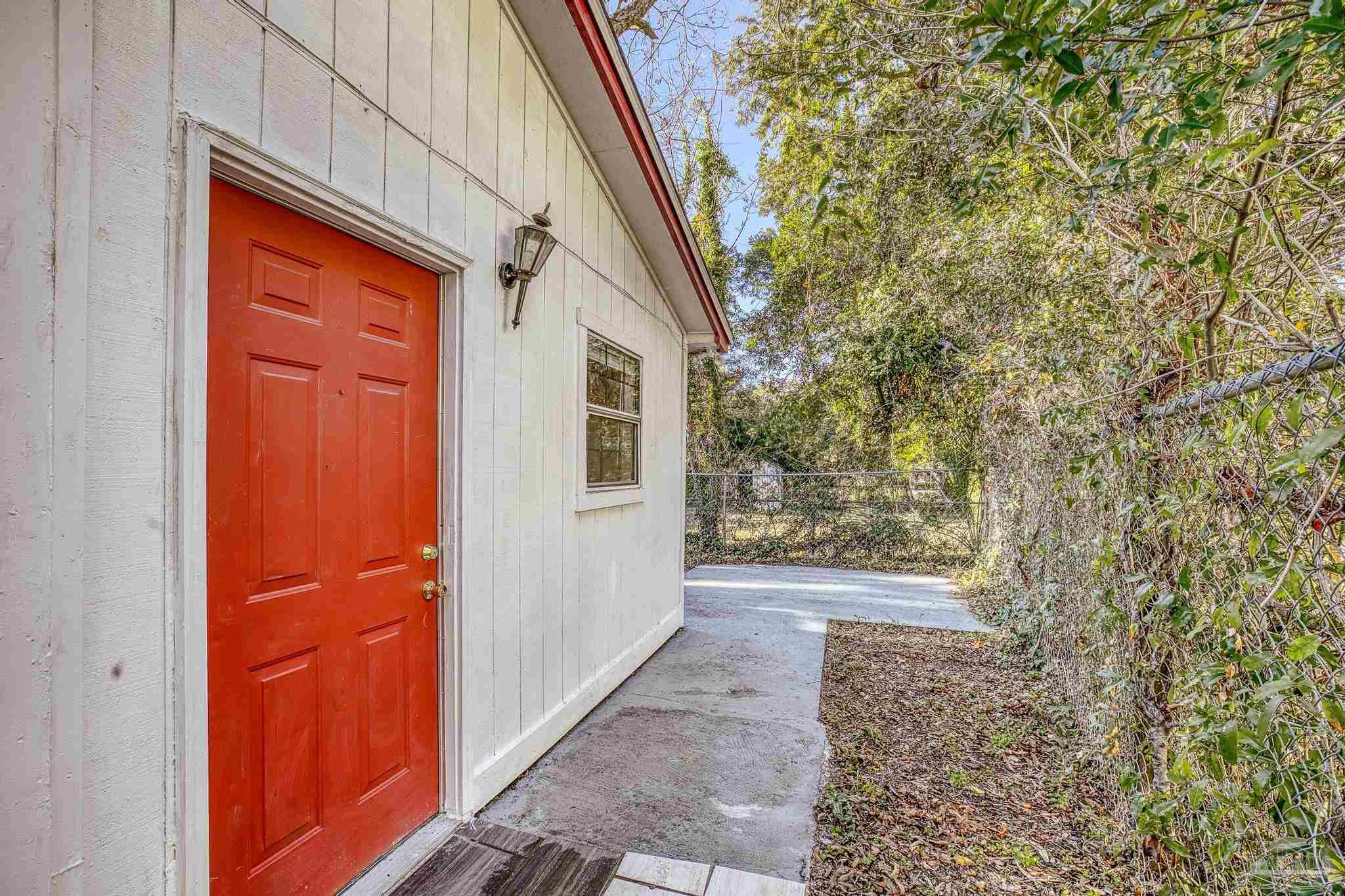 22 Flynn Dr