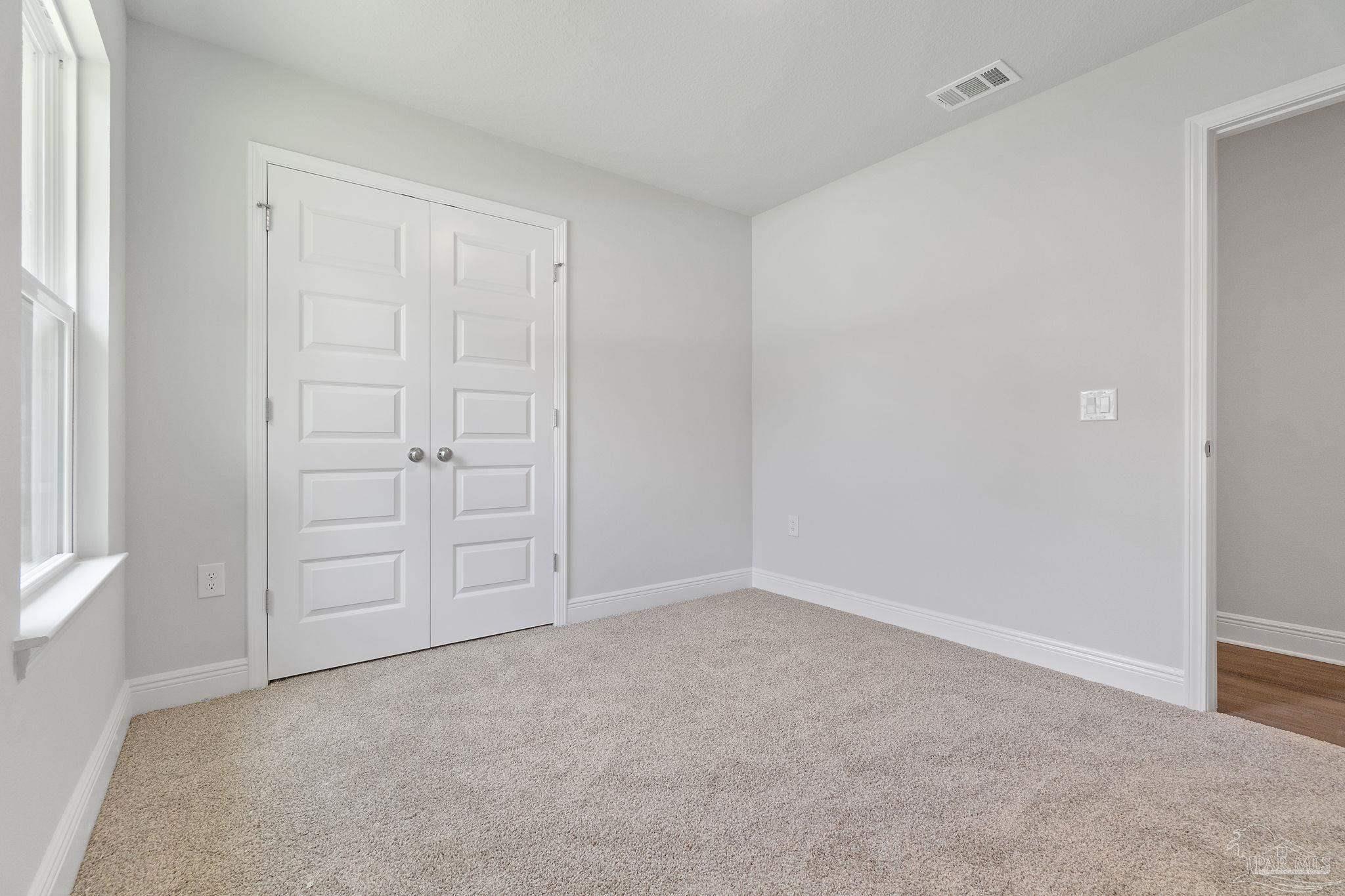 8533 Walnut Ave