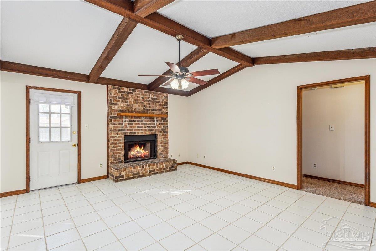 599 Peppertree Ln